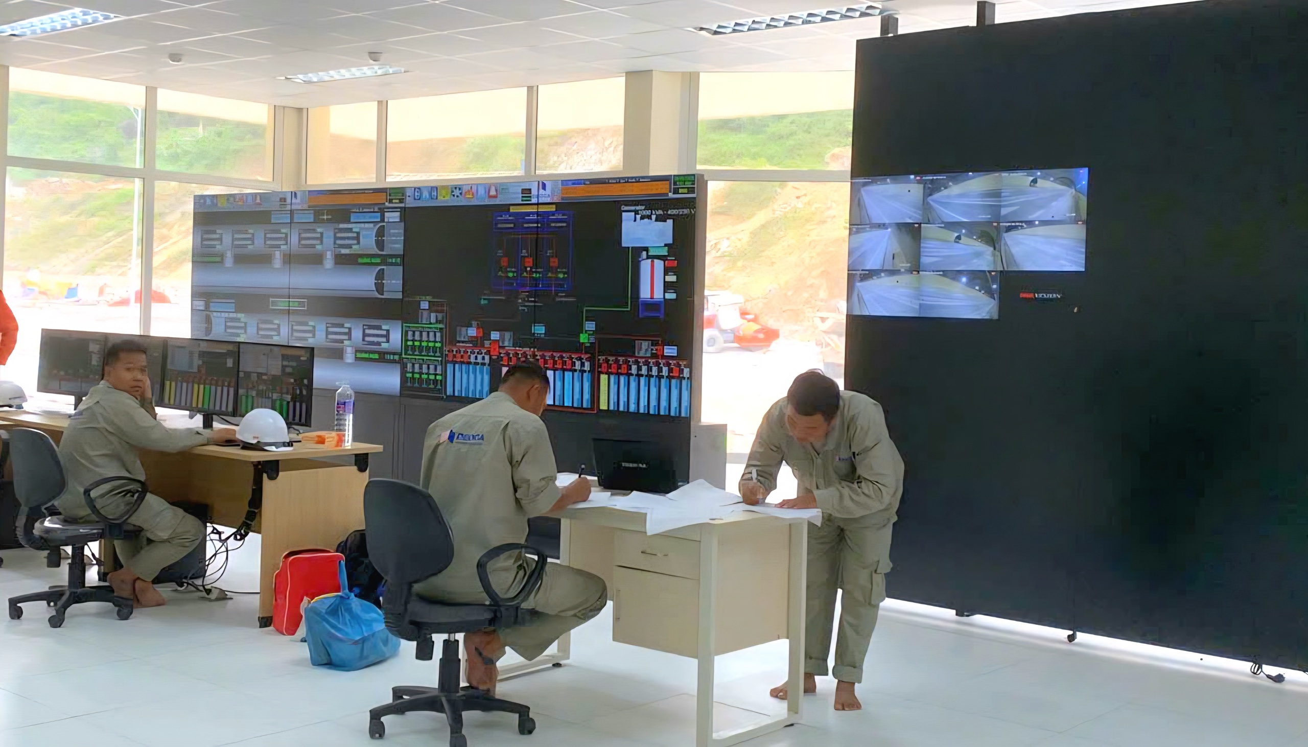 Cận cảnh "bộ n&atilde;o" điều h&agrave;nh cao tốc vốn 20.400 tỷ sắp đưa v&agrave;o khai th&aacute;c- Ảnh 5.