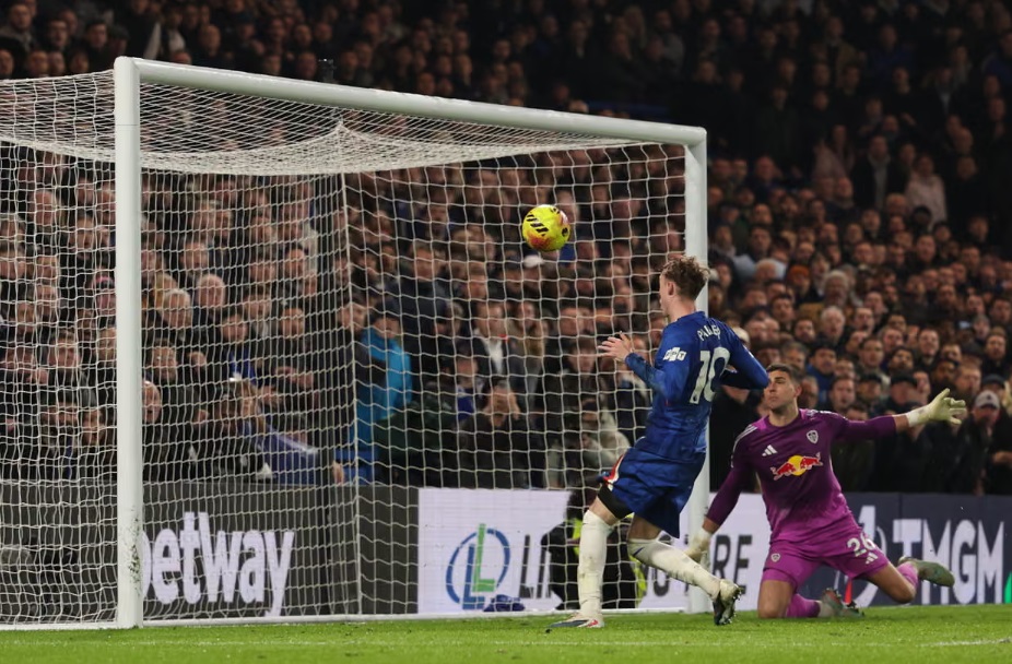 Phung phí cơ hội, Chelsea bị Leeds cầm hòa đáng tiếc- Ảnh 1. Phung phí cơ hội, Chelsea bị Leeds cầm hòa đáng tiếc- Ảnh 1.