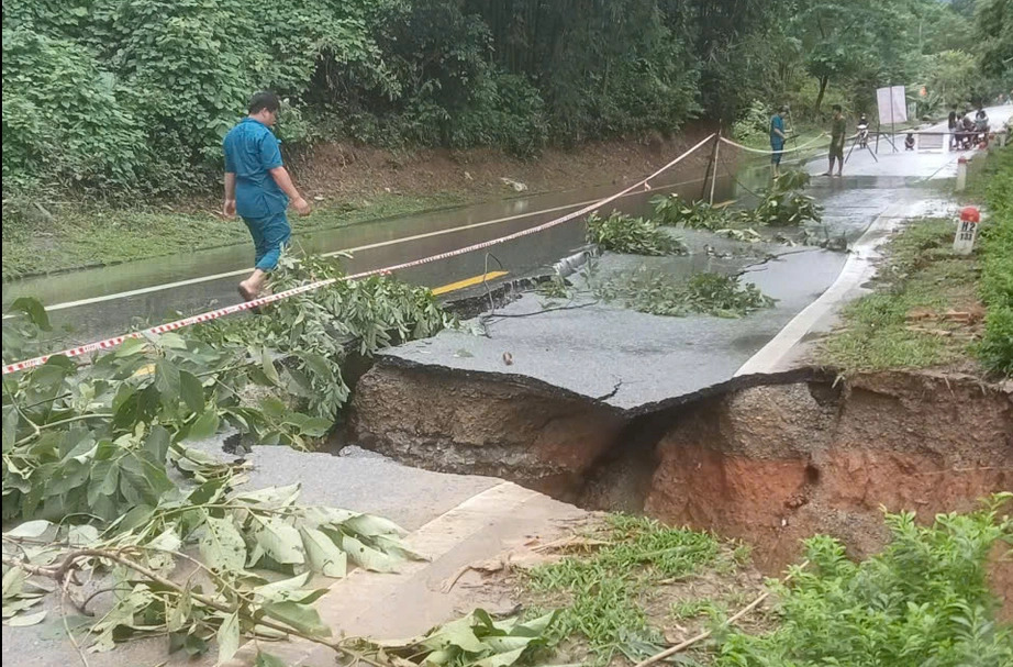 Đảng ủy Bộ X&acirc;y dựng đề ra 7 nh&oacute;m nhiệm vụ trọng t&acirc;m về ph&ograve;ng, chống thi&ecirc;n tai- Ảnh 1.