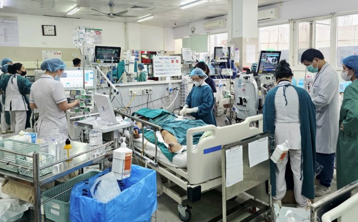 Các bệnh viện ứng trực suốt kỳ nghỉ Tết- Ảnh 1. Các bệnh viện ứng trực suốt kỳ nghỉ Tết- Ảnh 1.