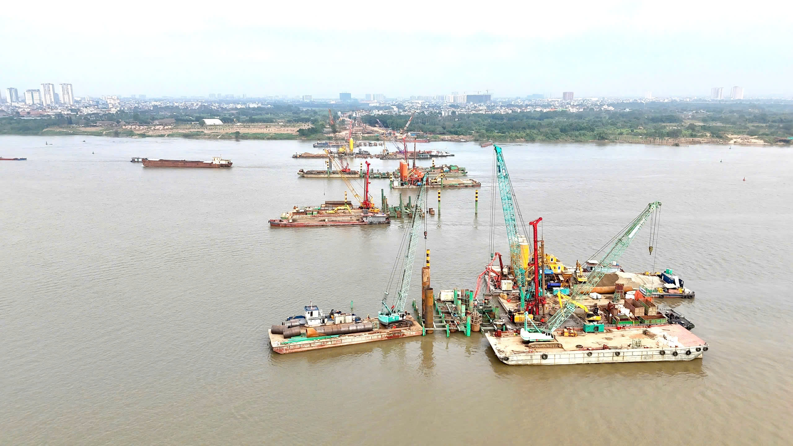 Doanh nghiệp giao th&ocirc;ng thưởng tới 10 th&aacute;ng thu nhập, trực Tết hưởng 400% lương- Ảnh 4.