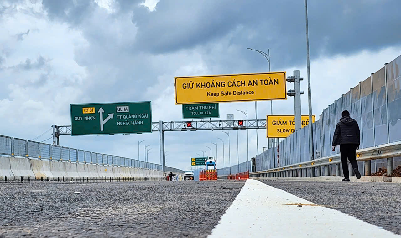 Khai th&aacute;c cao tốc Quảng Ng&atilde;i - Ho&agrave;i Nhơn từ ng&agrave;y 12/2, phương tiện di chuyển thế n&agrave;o?- Ảnh 4.