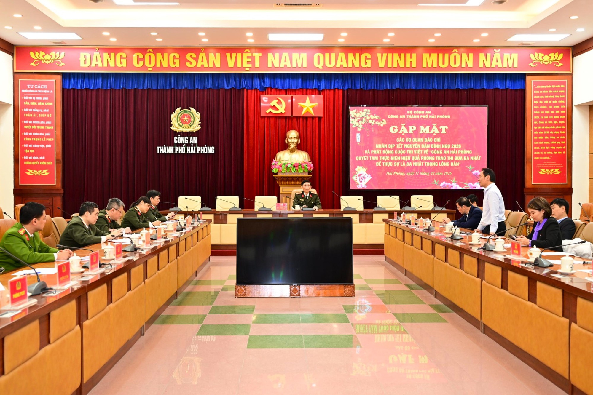 C&ocirc;ng an Hải Ph&ograve;ng ph&aacute;t động cuộc thi viết về phong tr&agrave;o thi đua &ldquo;ba nhất&rdquo;- Ảnh 1.