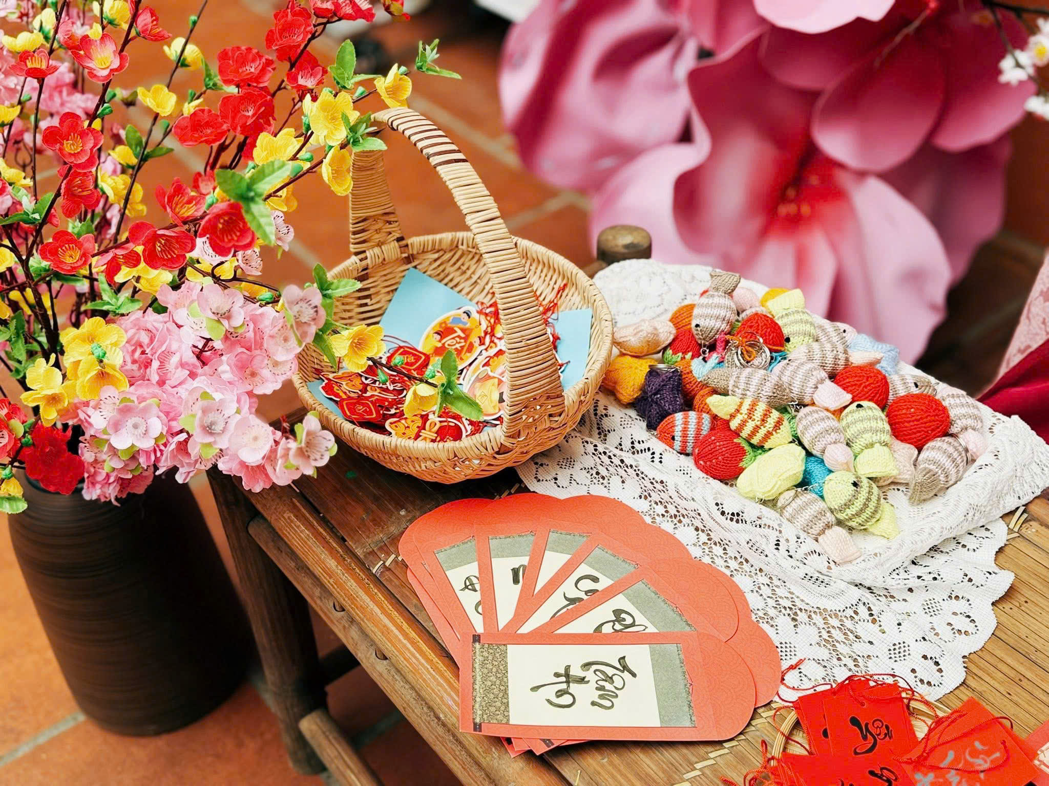 Hội chợ Xuân gắn kết: Tết cổ truyền và những trải nghiệm học đường- Ảnh 3. Hội chợ Xuân gắn kết: Tết cổ truyền và những trải nghiệm học đường- Ảnh 3.