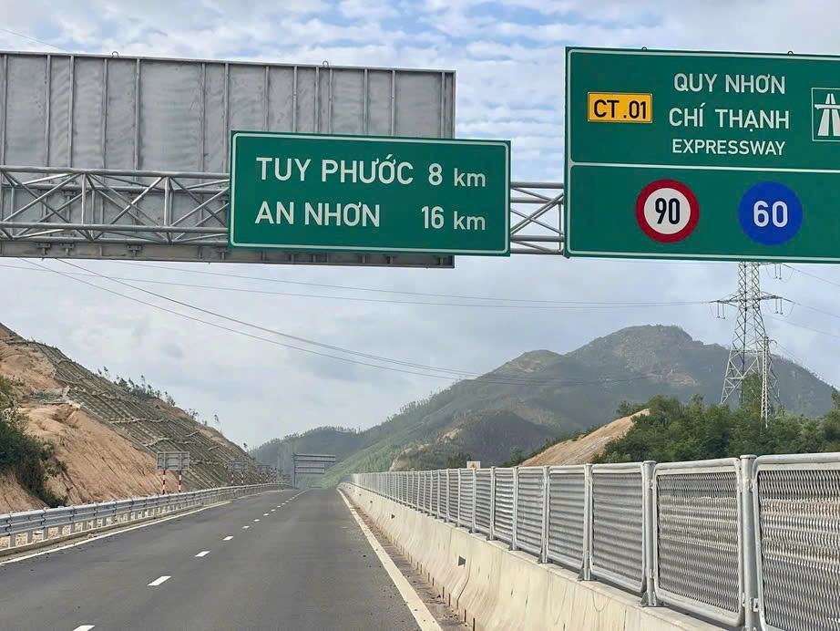 V&igrave; sao chưa th&ocirc;ng xe to&agrave;n tuyến cao tốc Quy Nhơn - Ch&iacute; Thạnh dịp tết Nguy&ecirc;n đ&aacute;n?- Ảnh 1.