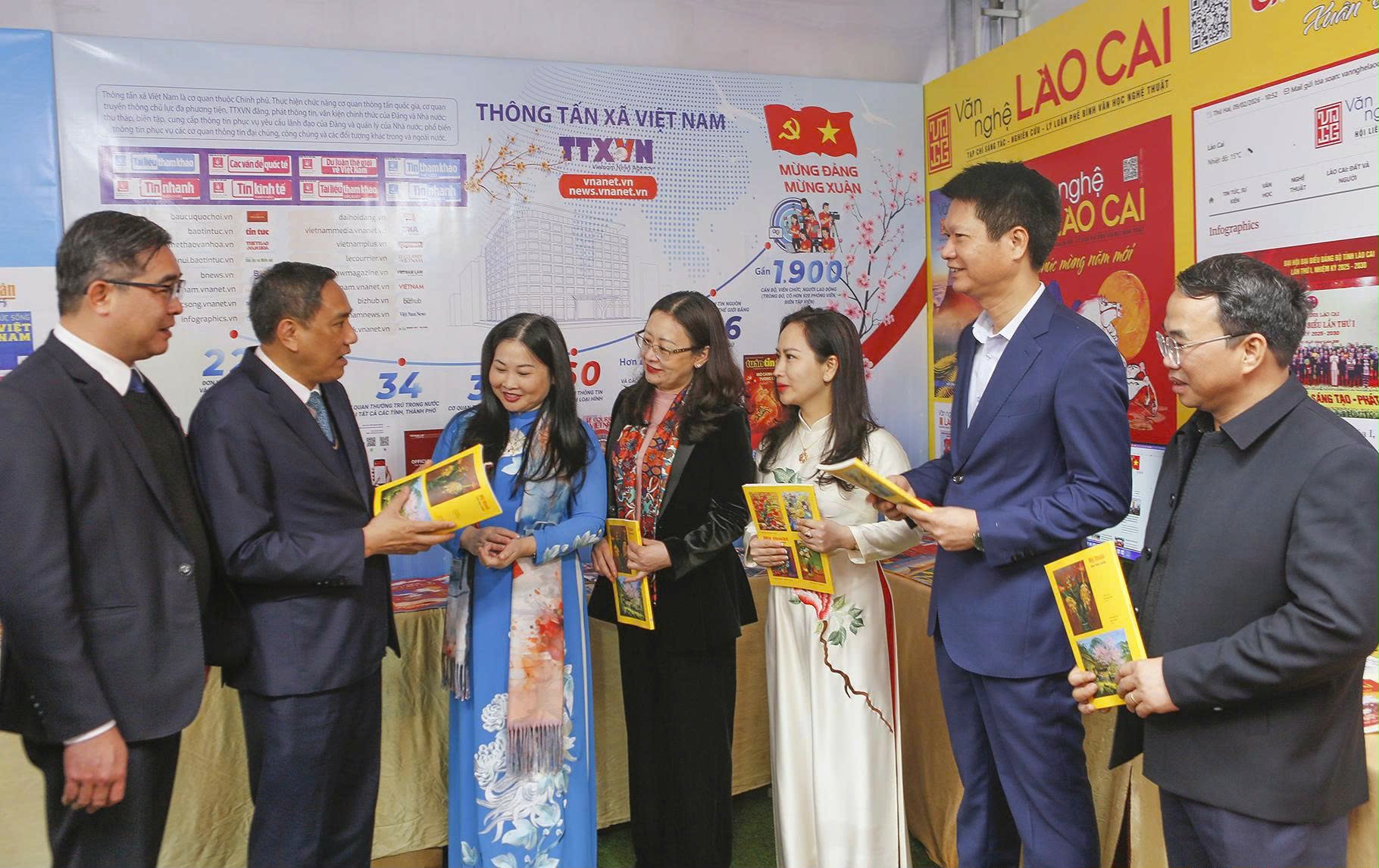 Dấu ấn Hội Báo Xuân Lào Cai 2026 trong năm đầu vận hành chính quyền hai cấp- Ảnh 3. Dấu ấn Hội Báo Xuân Lào Cai 2026 trong năm đầu vận hành chính quyền hai cấp- Ảnh 3.