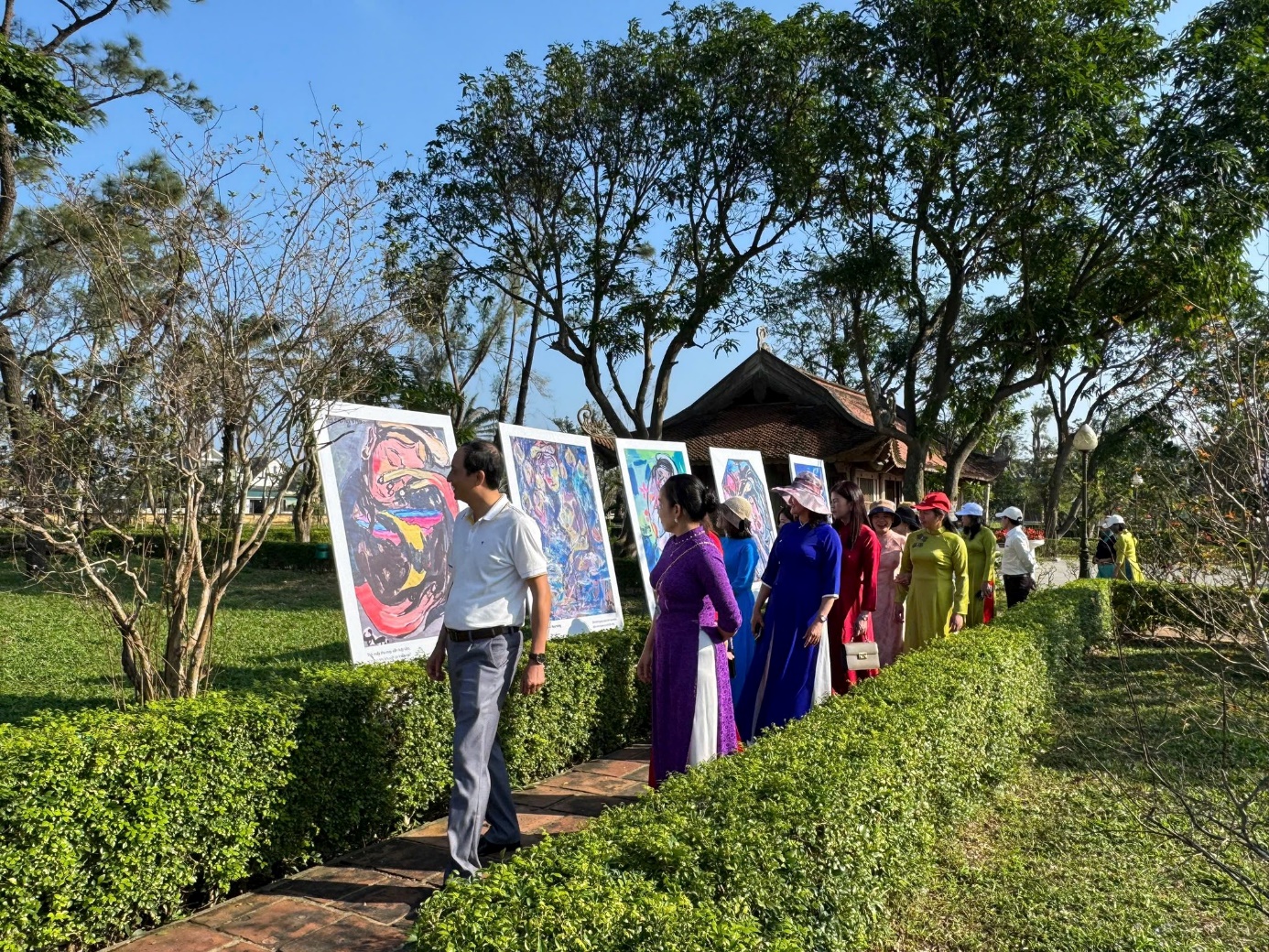 "Khoác áo mới" - Các điểm du lịch nổi tiếng Hà Tĩnh sẵn sàng đón khách- Ảnh 4. "Khoác áo mới" - Các điểm du lịch nổi tiếng Hà Tĩnh sẵn sàng đón khách- Ảnh 4.