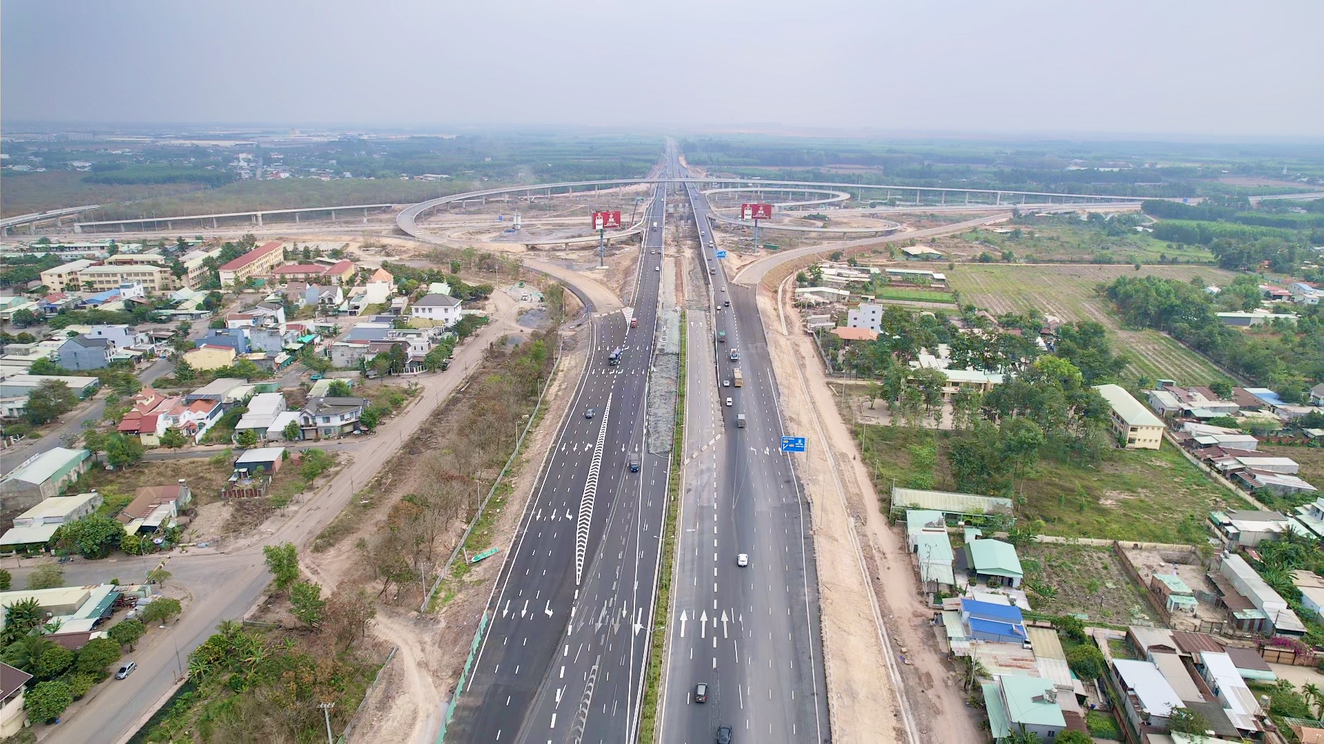 Tạm ho&atilde;n khai th&aacute;c một chiều cao tốc Bi&ecirc;n H&ograve;a - Vũng T&agrave;u- Ảnh 3.