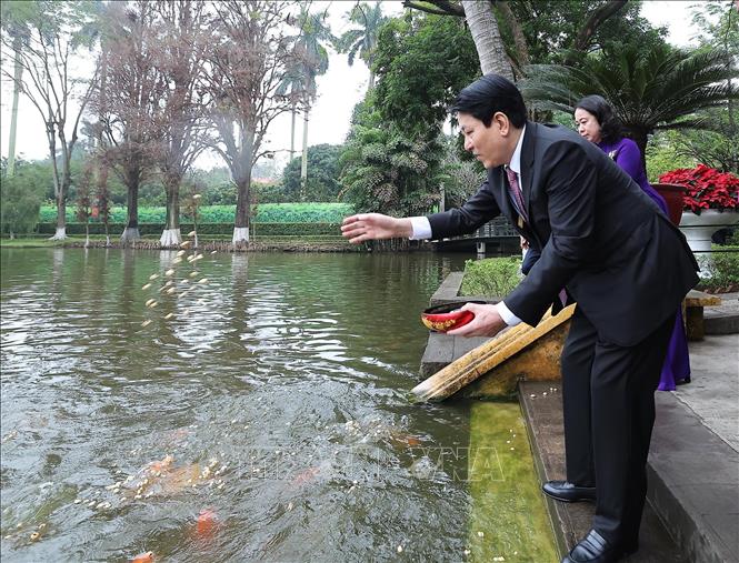 Chủ tịch nước Lương Cường dâng hương tưởng niệm Chủ tịch Hồ Chí Minh tại Di tích Nhà 67- Ảnh 2. Chủ tịch nước Lương Cường dâng hương tưởng niệm Chủ tịch Hồ Chí Minh tại Di tích Nhà 67- Ảnh 2.