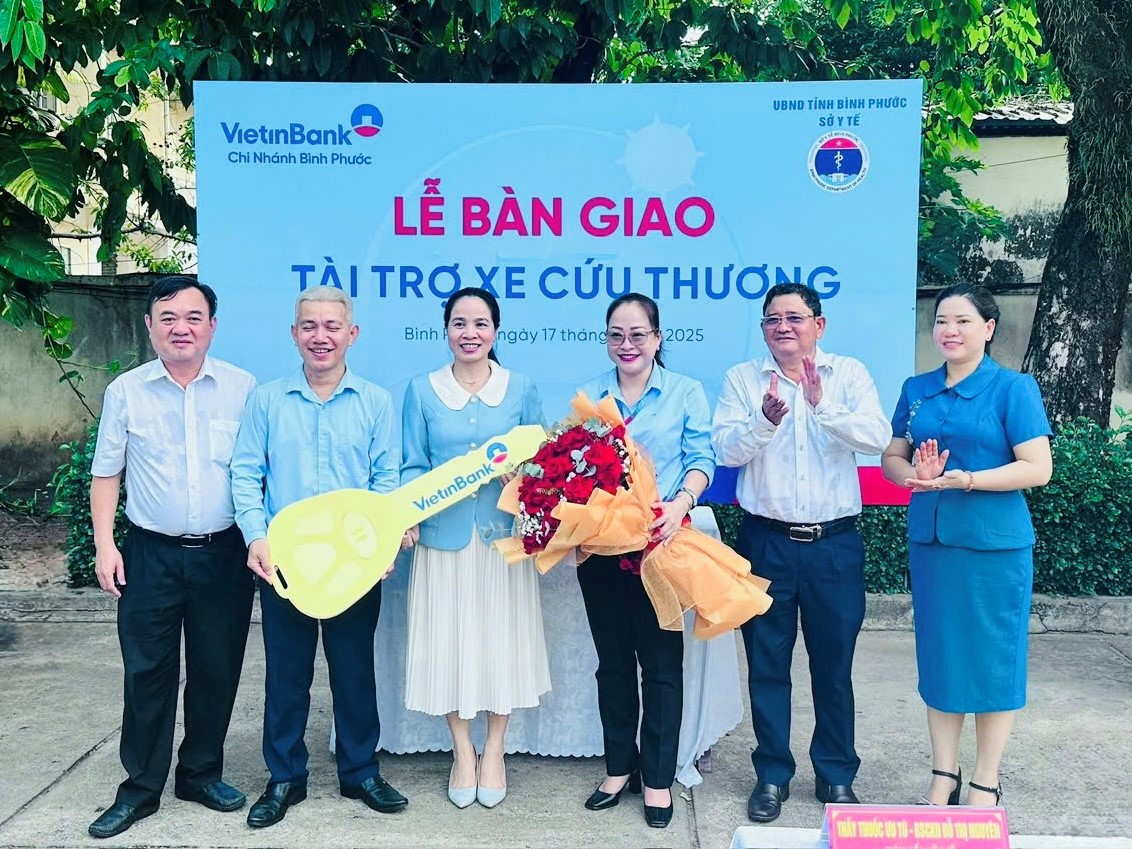 VietinBank: Lan tỏa tr&aacute;ch nhiệm x&atilde; hội để &ldquo;kh&ocirc;ng ai bị bỏ lại ph&iacute;a sau&rdquo;- Ảnh 4.