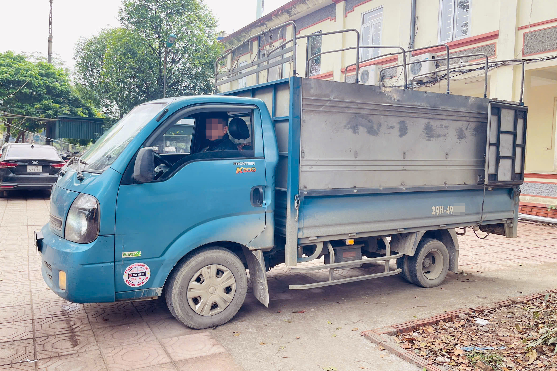 Lời khai của t&agrave;i xế xe tải t&ocirc;ng chết b&agrave; cụ tr&ecirc;n đại lộ Thăng Long- Ảnh 1.