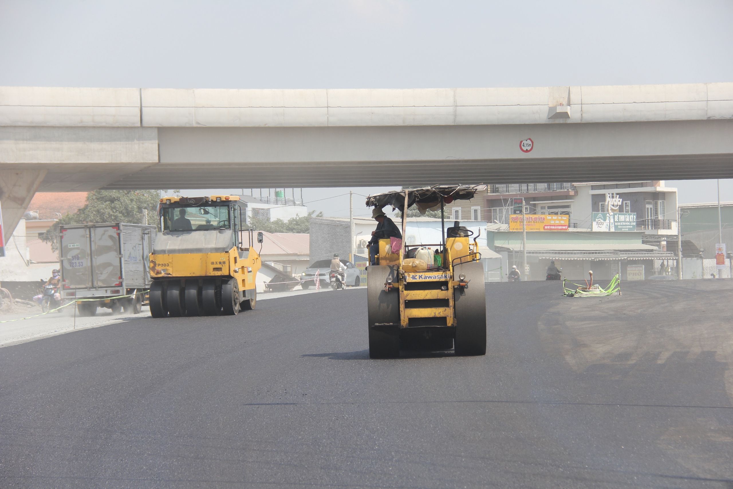 Dự án Vành đai 3 qua Tây Ninh tăng tốc về đích, đã hoàn thành hơn 90% khối lượng- Ảnh 6. Dự án Vành đai 3 qua Tây Ninh tăng tốc về đích, đã hoàn thành hơn 90% khối lượng- Ảnh 6.