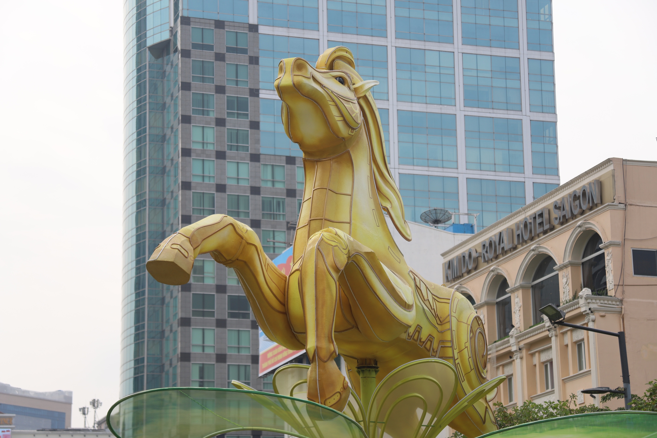 Cận cảnh đường hoa Nguyễn Huệ ở TP.HCM trước giờ khai mạc- Ảnh 7. Cận cảnh đường hoa Nguyễn Huệ ở TP.HCM trước giờ khai mạc- Ảnh 7.