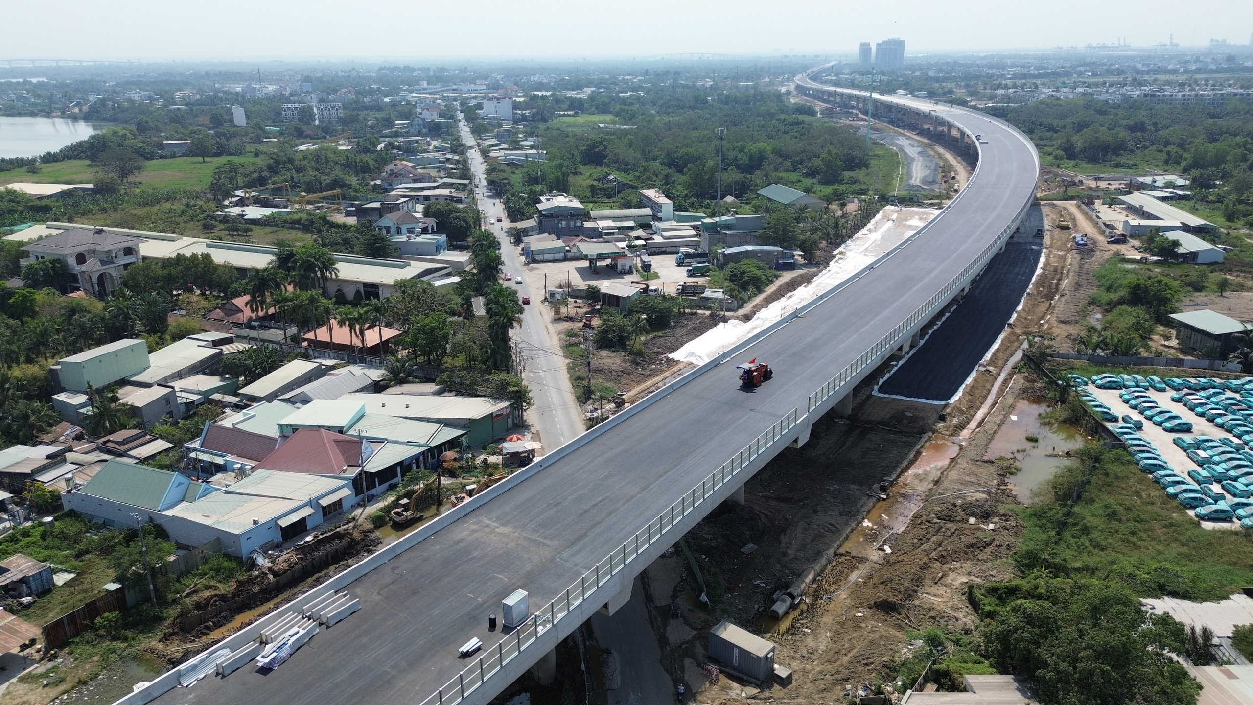 Công nhân bám trụ công trường xuyên Tết, đưa các công trình trọng điểm TP.HCM về đích- Ảnh 10. Công nhân bám trụ công trường xuyên Tết, đưa các công trình trọng điểm TP.HCM về đích- Ảnh 10.