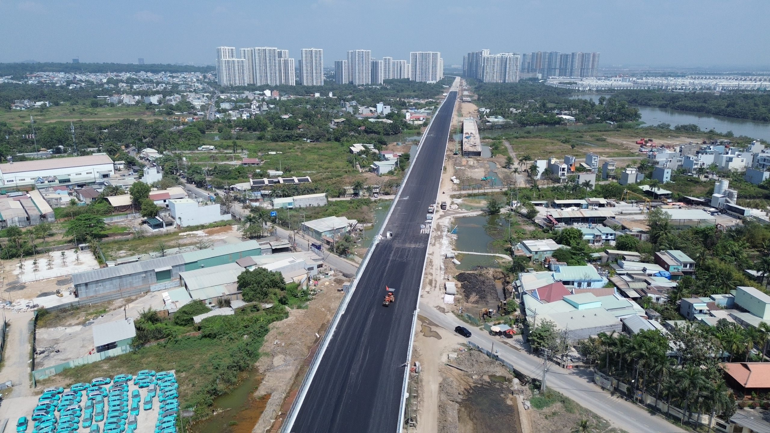 Công nhân bám trụ công trường xuyên Tết, đưa các công trình trọng điểm TP.HCM về đích- Ảnh 9. Công nhân bám trụ công trường xuyên Tết, đưa các công trình trọng điểm TP.HCM về đích- Ảnh 9.