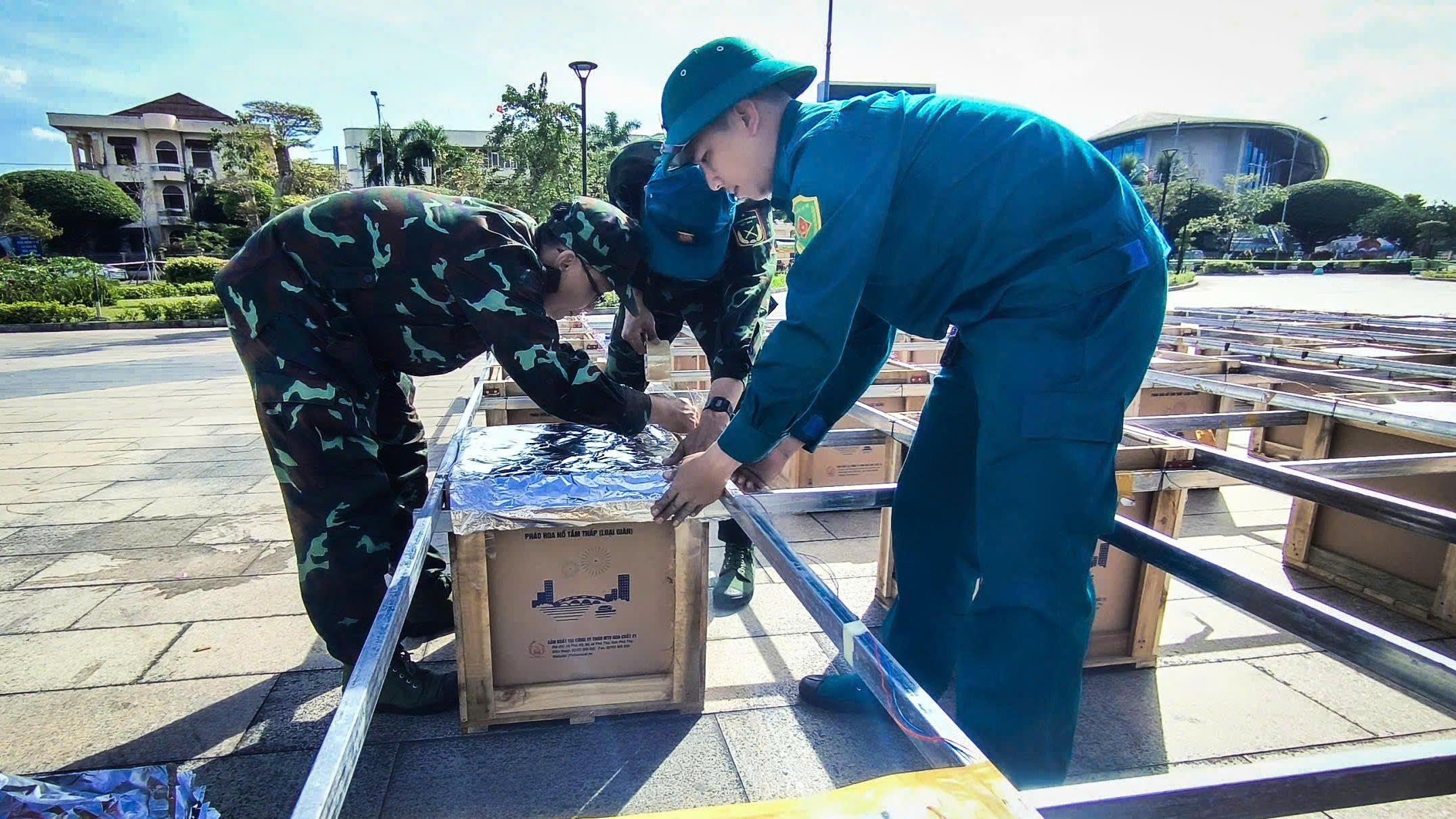 Trận địa ph&aacute;o hoa c&aacute;c tỉnh ph&iacute;a Nam sẵn s&agrave;ng khai hỏa ch&agrave;o năm mới B&iacute;nh Ngọ 2026- Ảnh 17.