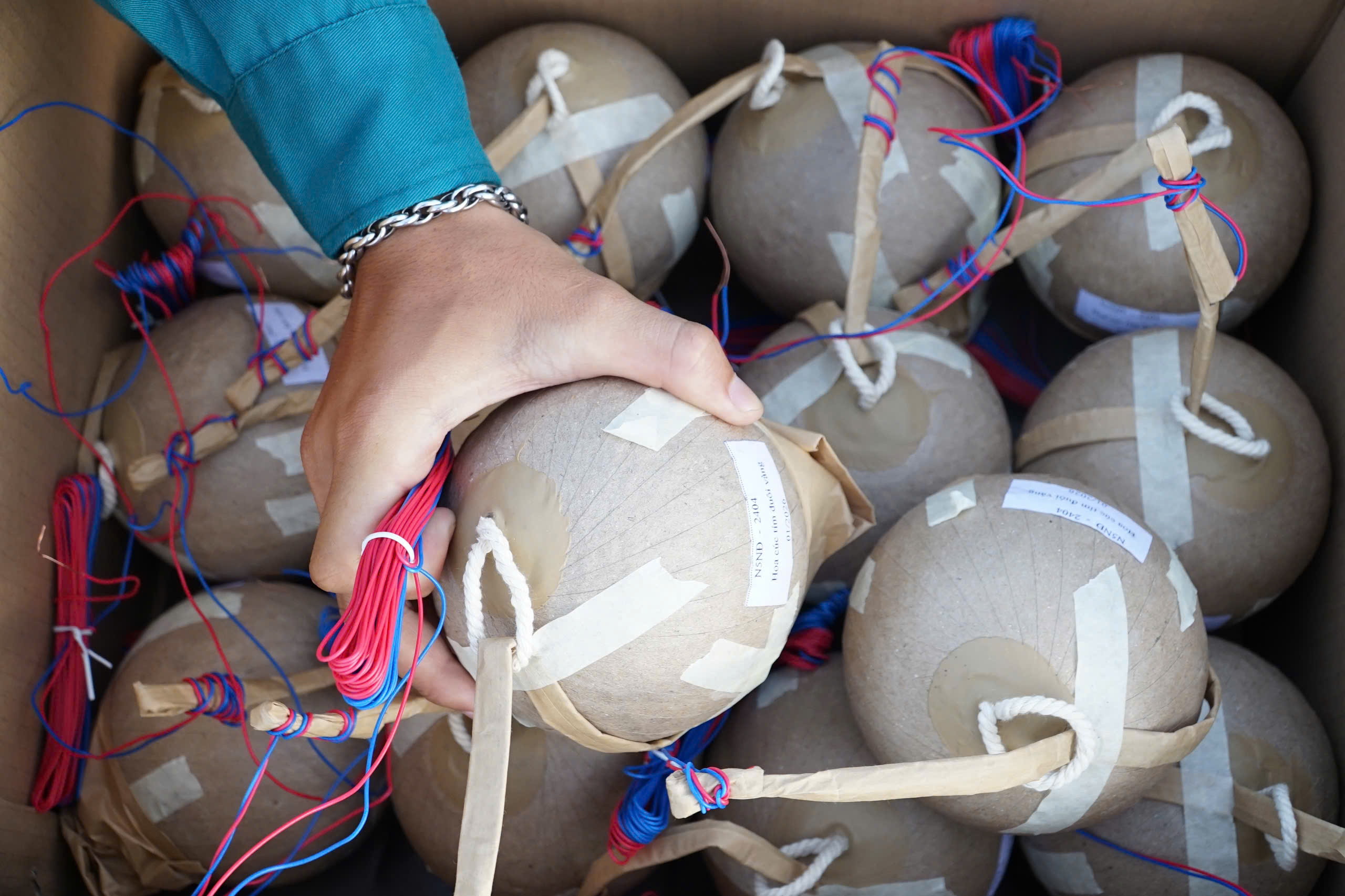 Trận địa ph&aacute;o hoa c&aacute;c tỉnh ph&iacute;a Nam sẵn s&agrave;ng khai hỏa ch&agrave;o năm mới B&iacute;nh Ngọ 2026- Ảnh 4.