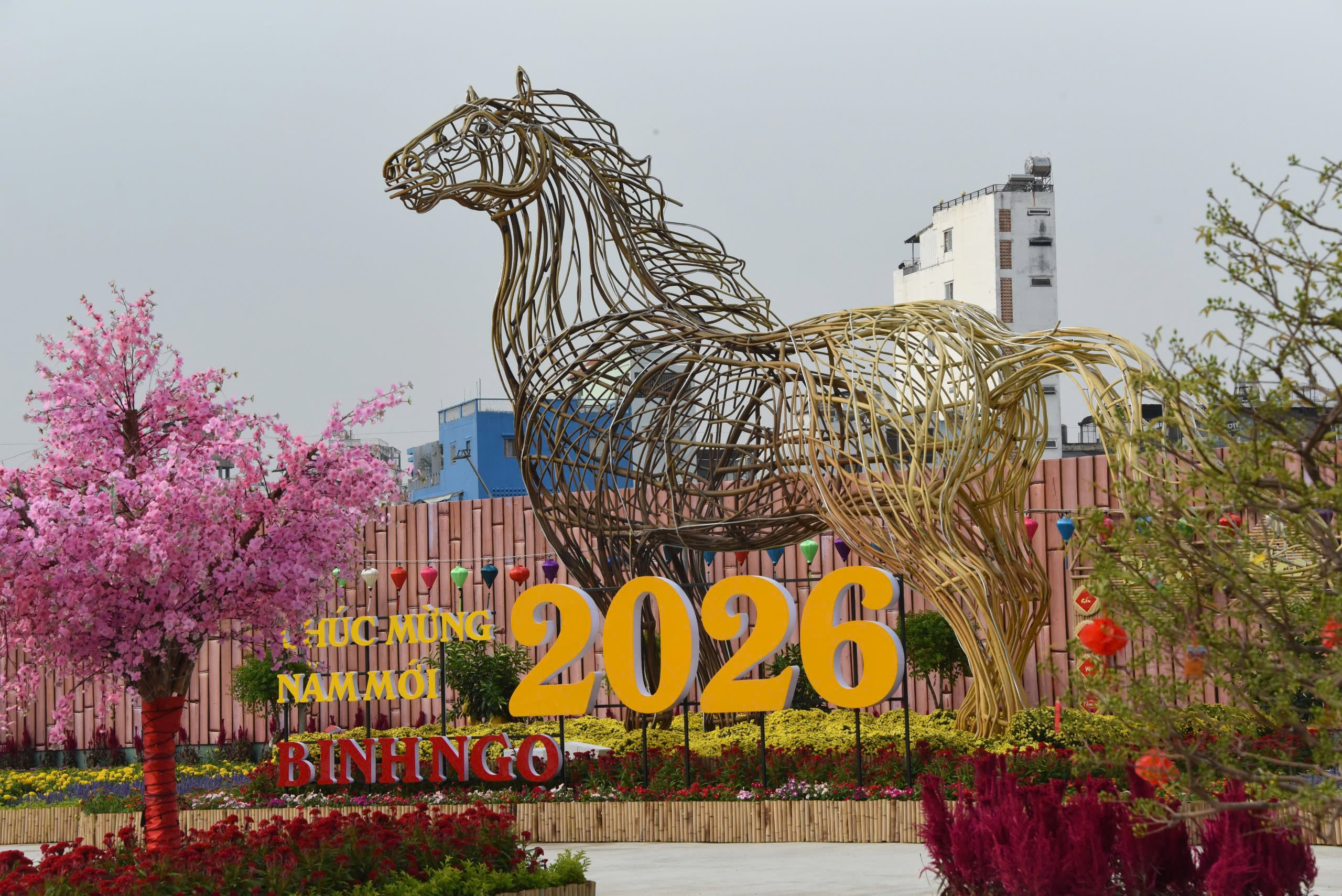 Nhiều khu đất v&agrave;ng tại TP.HCM chuyển diện mạo từ "r&agrave;o t&ocirc;n" sang c&ocirc;ng vi&ecirc;n- Ảnh 7.