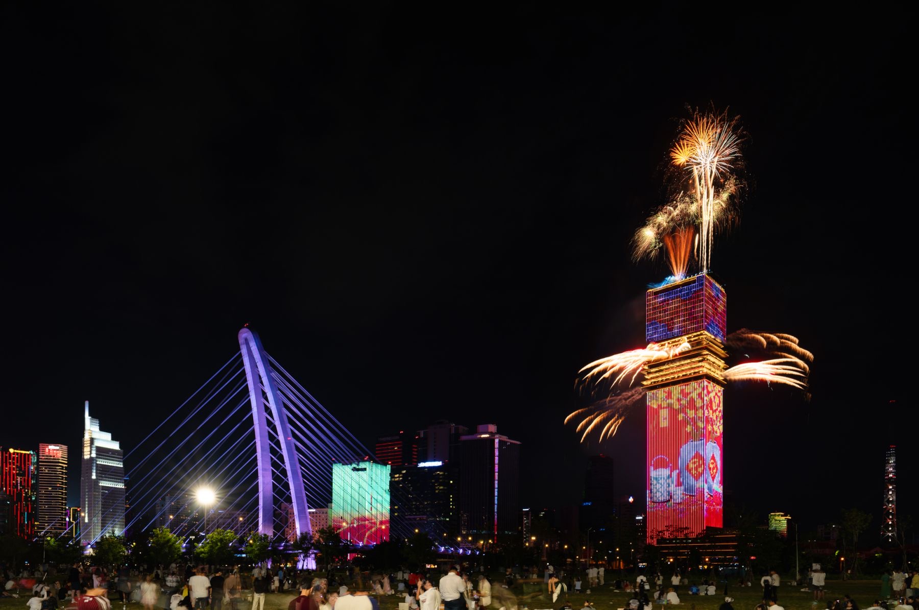 Saigon Marina IFC - &aacute;nh s&aacute;ng của một biểu tượng mới- Ảnh 3.