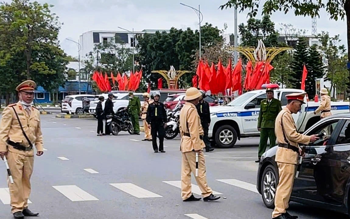 Nhiều l&aacute;i xe vi phạm nồng độ cồn bị xử phạt trong ng&agrave;y đầu năm mới