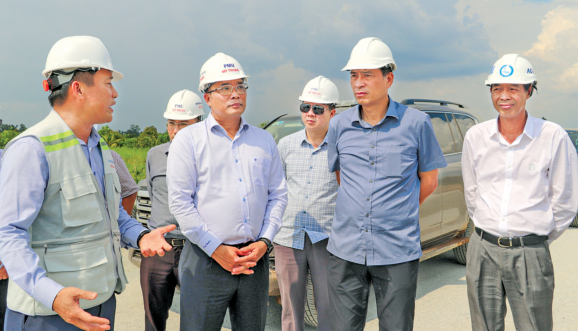 Chạy đua chạm mốc 5.000km cao tốc- Ảnh 3.