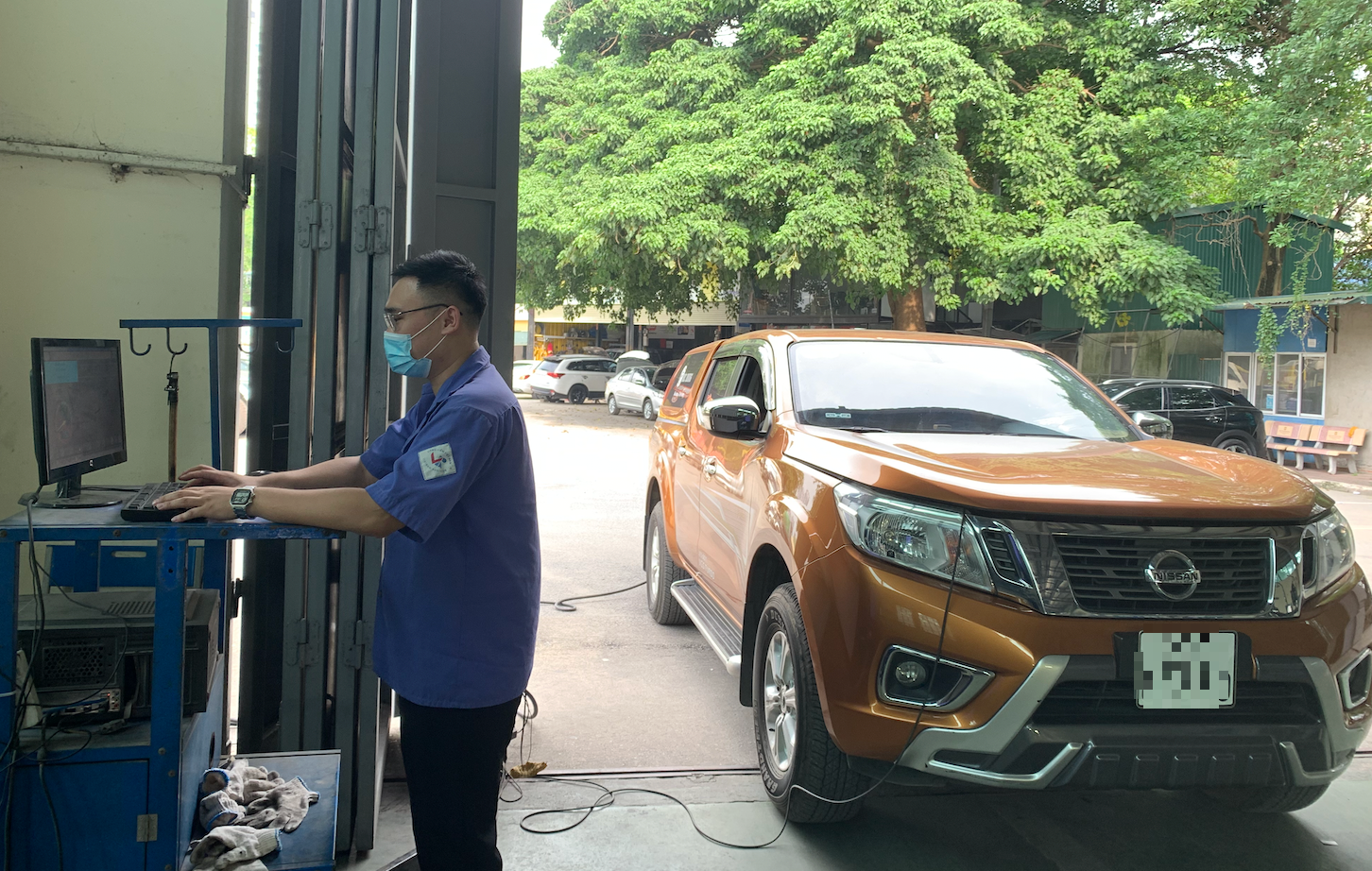 Kh&ocirc;ng bảo dưỡng định kỳ, xe c&oacute; thể gặp sự cố khi kiểm tra kh&iacute; thải- Ảnh 1.