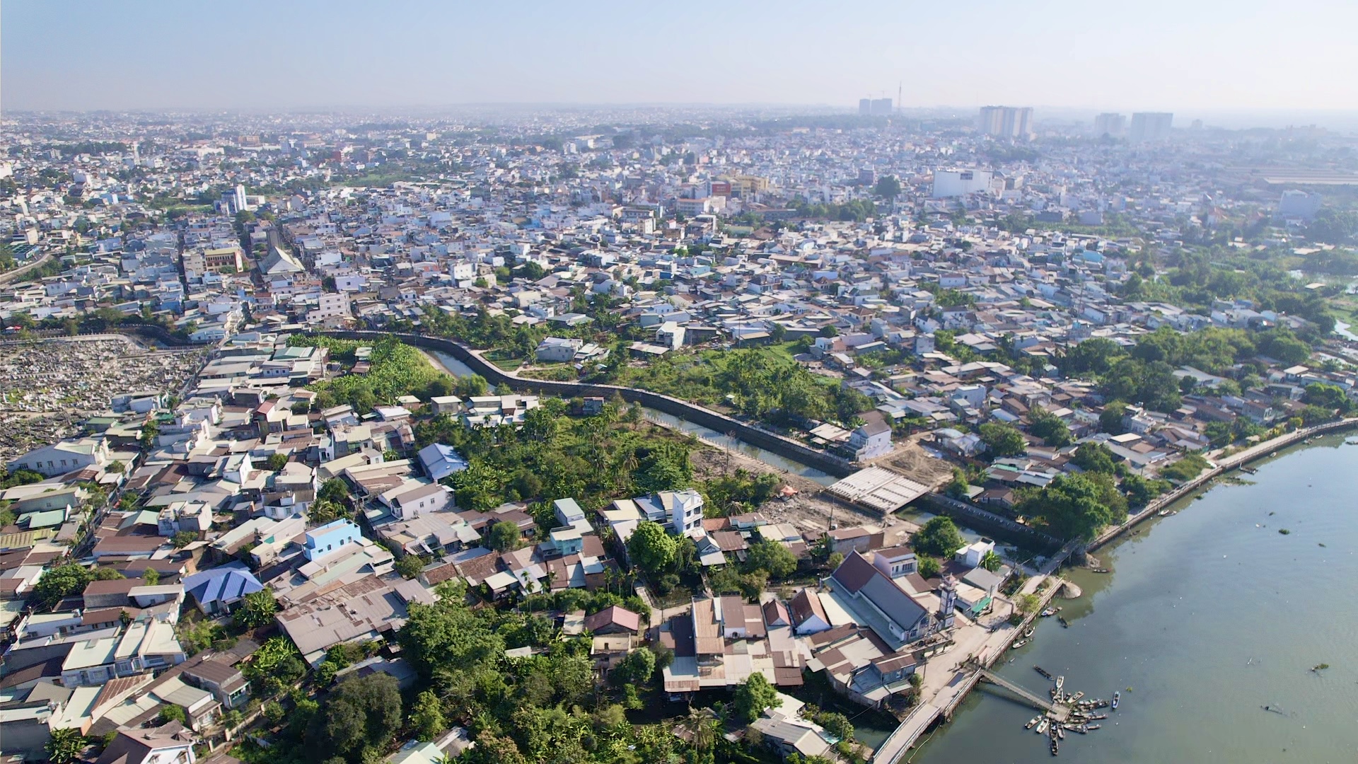 Tuyến chính đường ven sông Cái sẵn sàng cho ngày khởi công, mở trục cảnh quan đô thị mới- Ảnh 10. Tuyến chính đường ven sông Cái sẵn sàng cho ngày khởi công, mở trục cảnh quan đô thị mới- Ảnh 10.