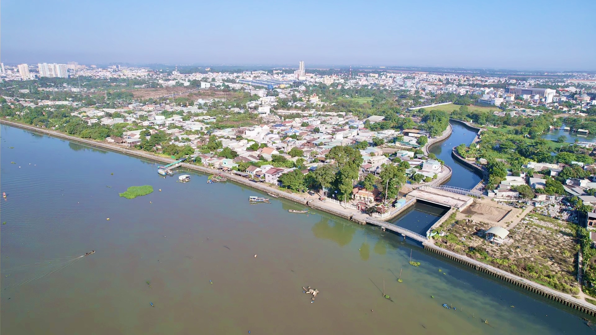 Đồng Nai: Hơn 5.000 tỷ đồng giải ph&oacute;ng mặt bằng 9 dự &aacute;n lớn năm 2026- Ảnh 1.