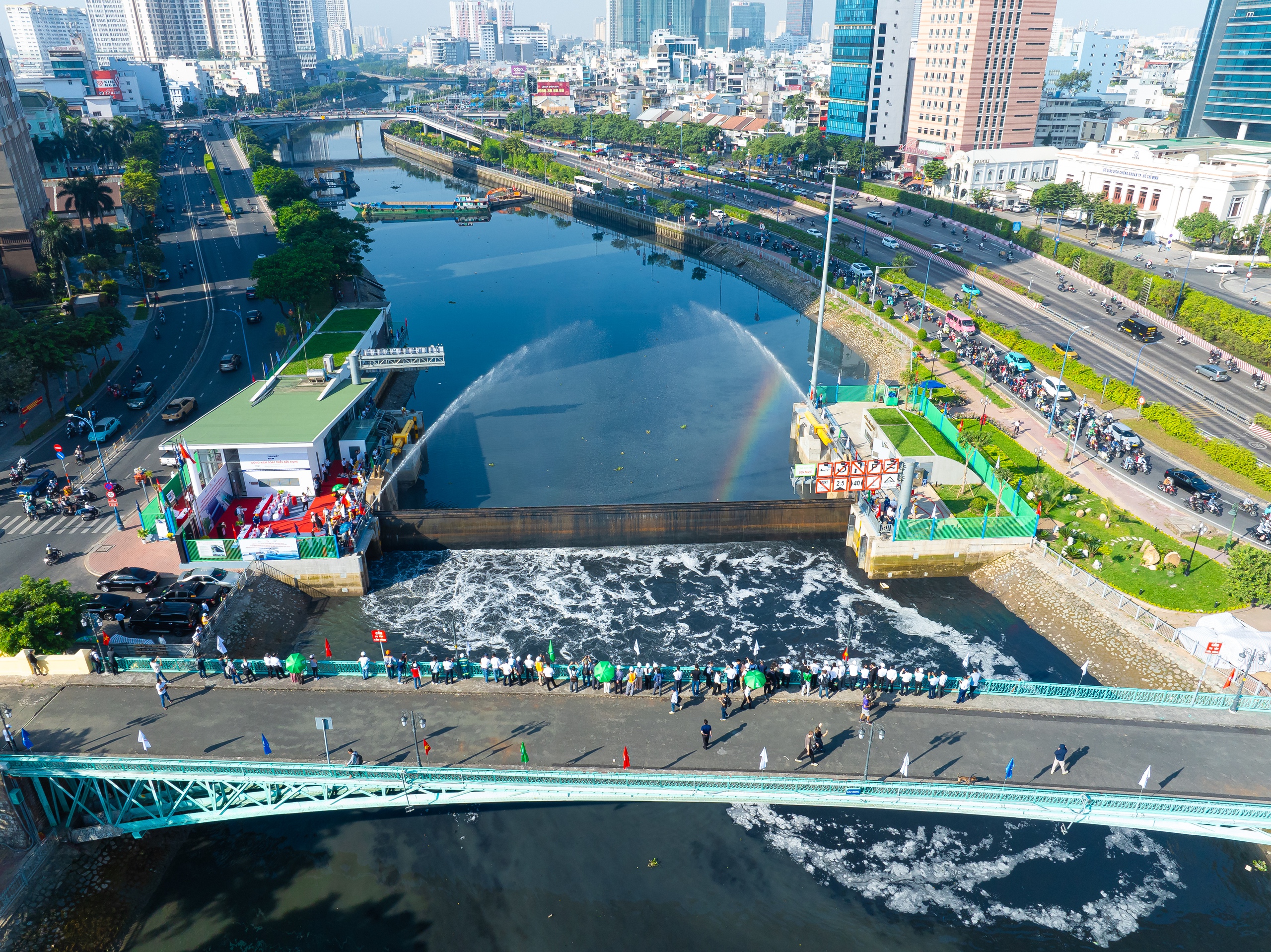 TP.HCM tái vận hành cống Bến Nghé, sớm phát huy hiệu quả Dự án Ngăn triều TP.HCM- Ảnh 1. TP.HCM tái vận hành cống Bến Nghé, sớm phát huy hiệu quả Dự án Ngăn triều TP.HCM- Ảnh 1.