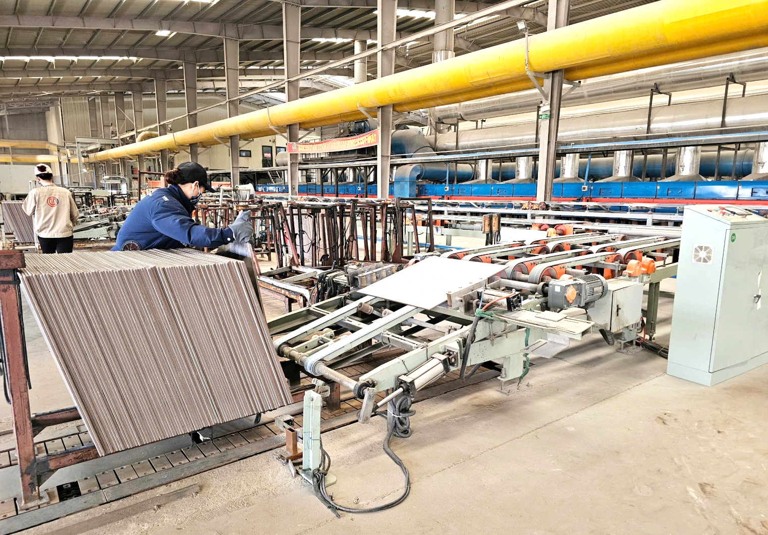 E:\H&igrave;nh ảnh tư liệu\Ảnh tư liệu\Ảnh VLXD\Vật liệu x&acirc;y dựng\z6440553443052_e49d860cbb770eb40de826511712daed.jpg