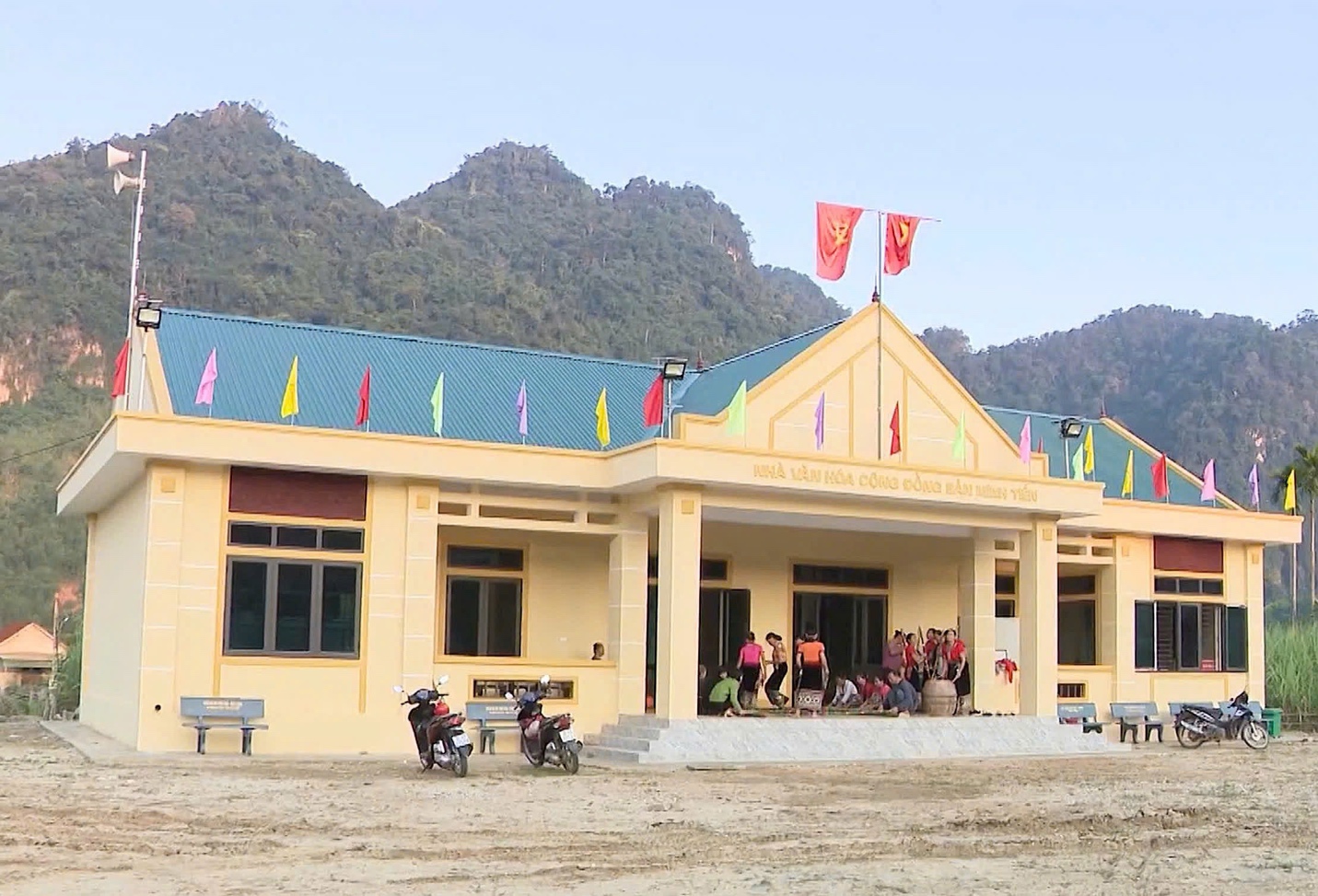 M&ugrave;a xu&acirc;n mới tr&ecirc;n những bản l&agrave;ng bi&ecirc;n cương Nghệ An- Ảnh 5.