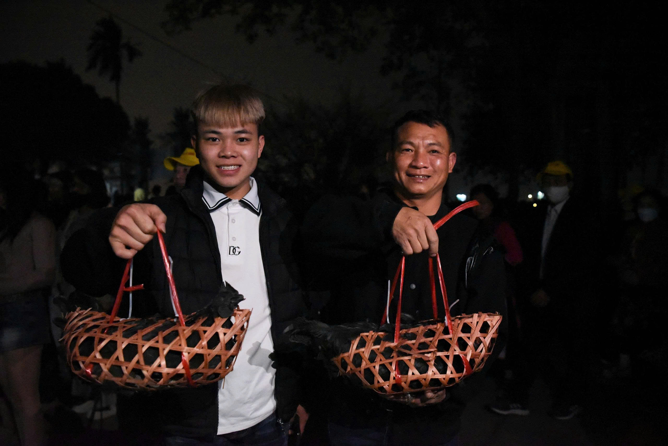 C&oacute; g&igrave; b&ecirc;n trong chợ &Acirc;m Dương, mỗi năm họp một phi&ecirc;n ở Bắc Ninh?- Ảnh 7.
