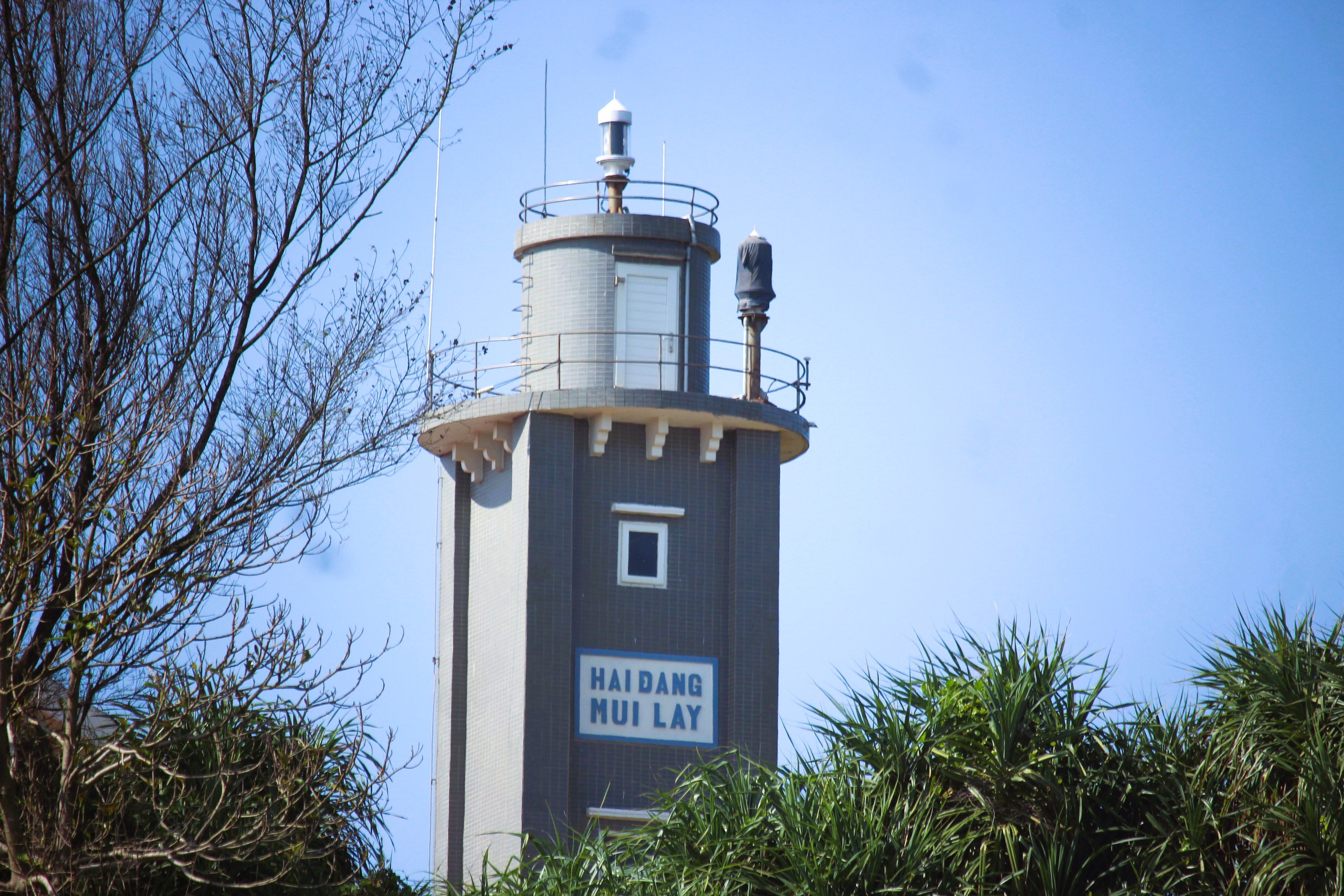 Ngắm những ngọn hải đăng h&igrave;nh hộp, h&igrave;nh &ldquo;ống kh&oacute;i&rdquo; độc đ&aacute;o ở Quảng Trị- Ảnh 12.