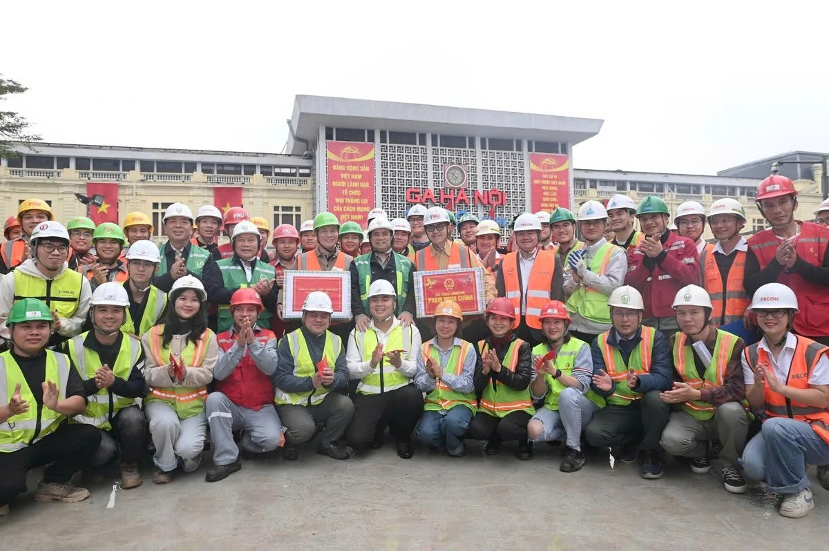Thủ tướng kiểm tra tiến độ metro Nhổn - Ga H&agrave; Nội, quyết t&acirc;m ho&agrave;n th&agrave;nh năm 2026- Ảnh 2.