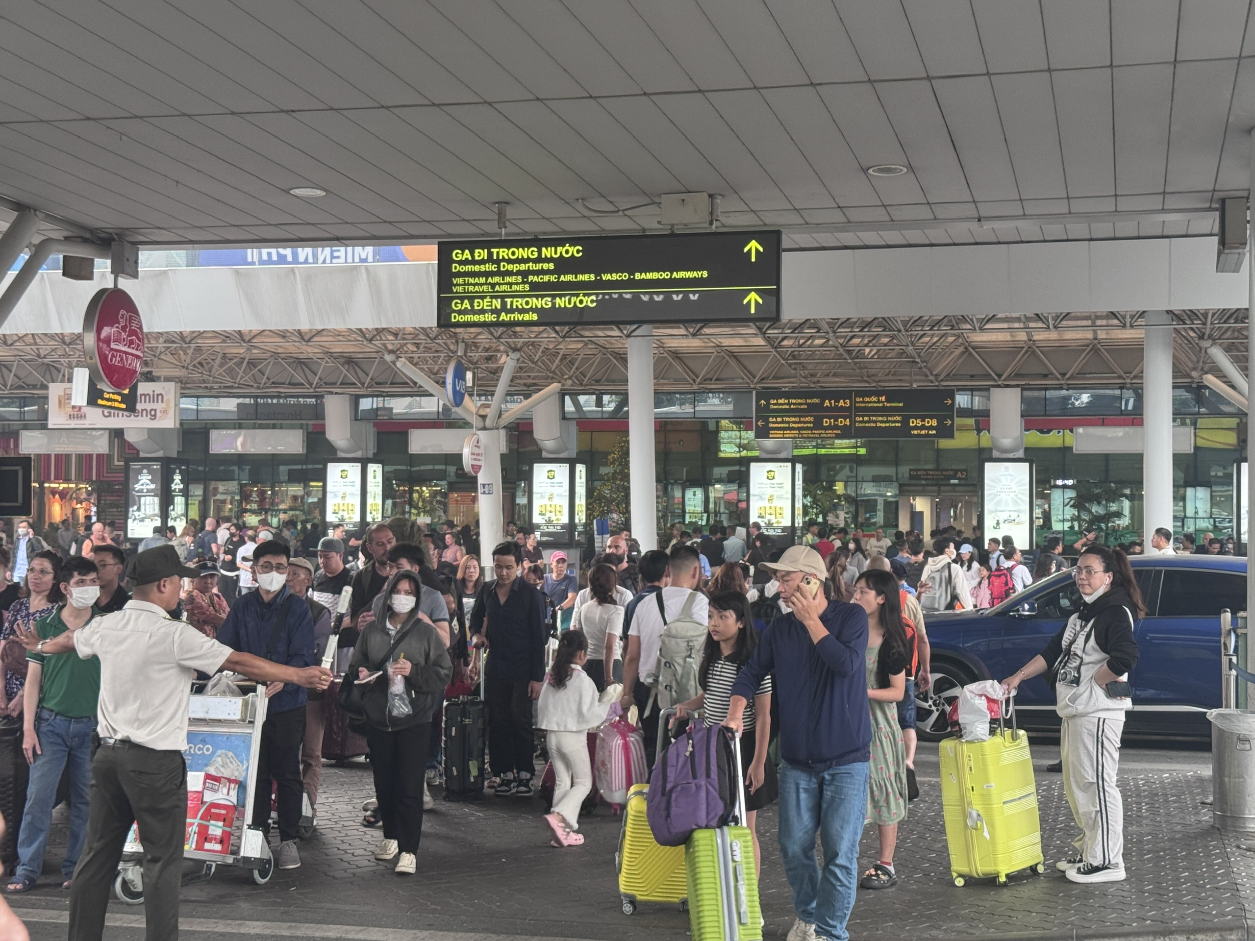 Doanh nghiệp h&agrave;ng kh&ocirc;ng, du lịch t&igrave;m c&aacute;ch vượt &ldquo;b&atilde;o&rdquo; chi ph&iacute;- Ảnh 5.