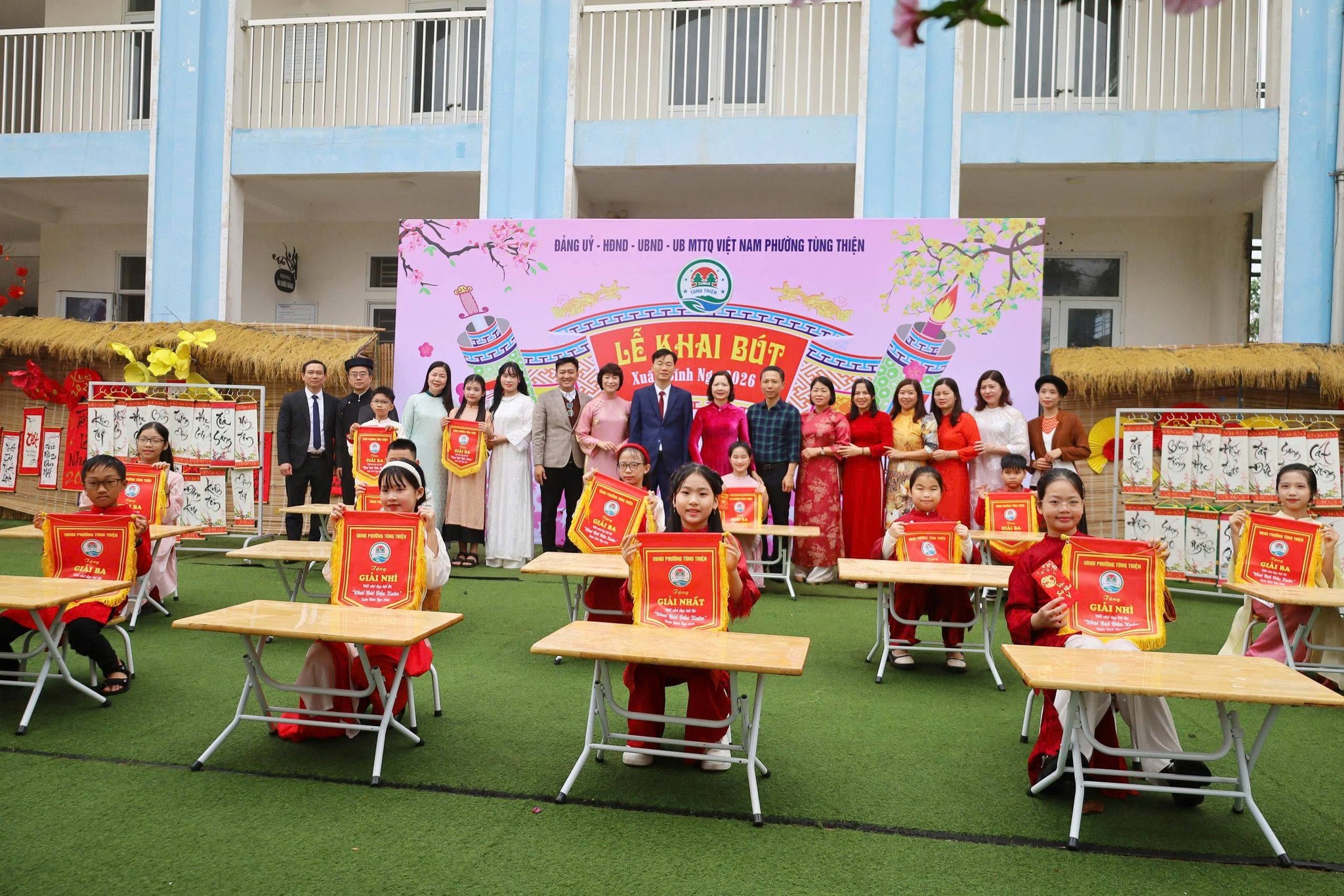 Hà Nội: 126 xã, phường phát động "Tết trồng cây"- Ảnh 11. Hà Nội: 126 xã, phường phát động "Tết trồng cây"- Ảnh 11.