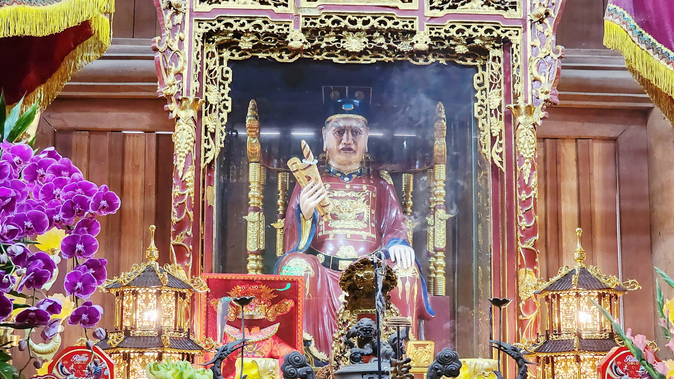 Đầu xu&acirc;n thăm đền thờ L&yacute; Thường Kiệt b&ecirc;n d&ograve;ng s&ocirc;ng Cầu lịch sử- Ảnh 22.