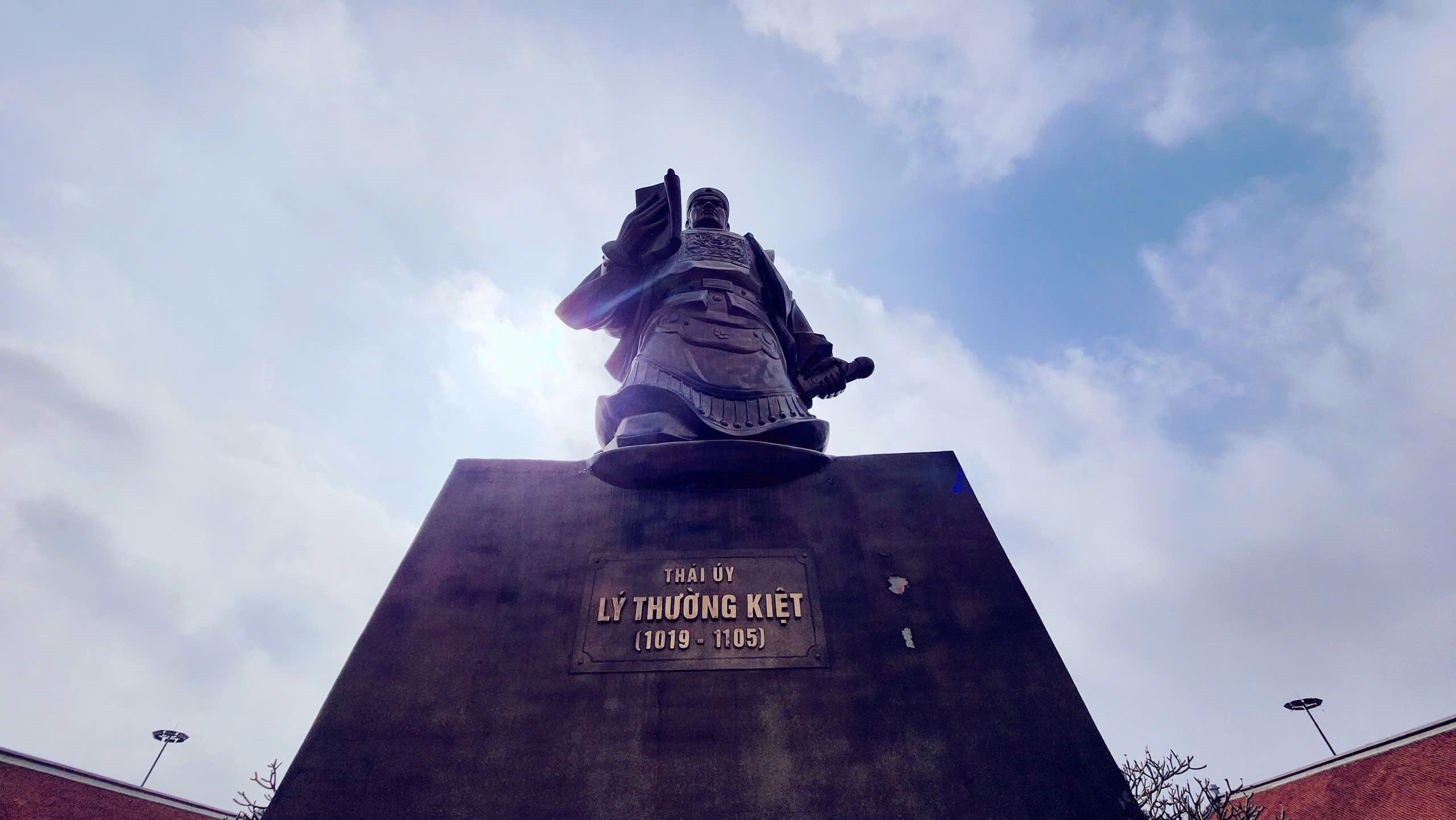 Đầu xu&acirc;n thăm đền thờ L&yacute; Thường Kiệt b&ecirc;n d&ograve;ng s&ocirc;ng Cầu lịch sử- Ảnh 33.