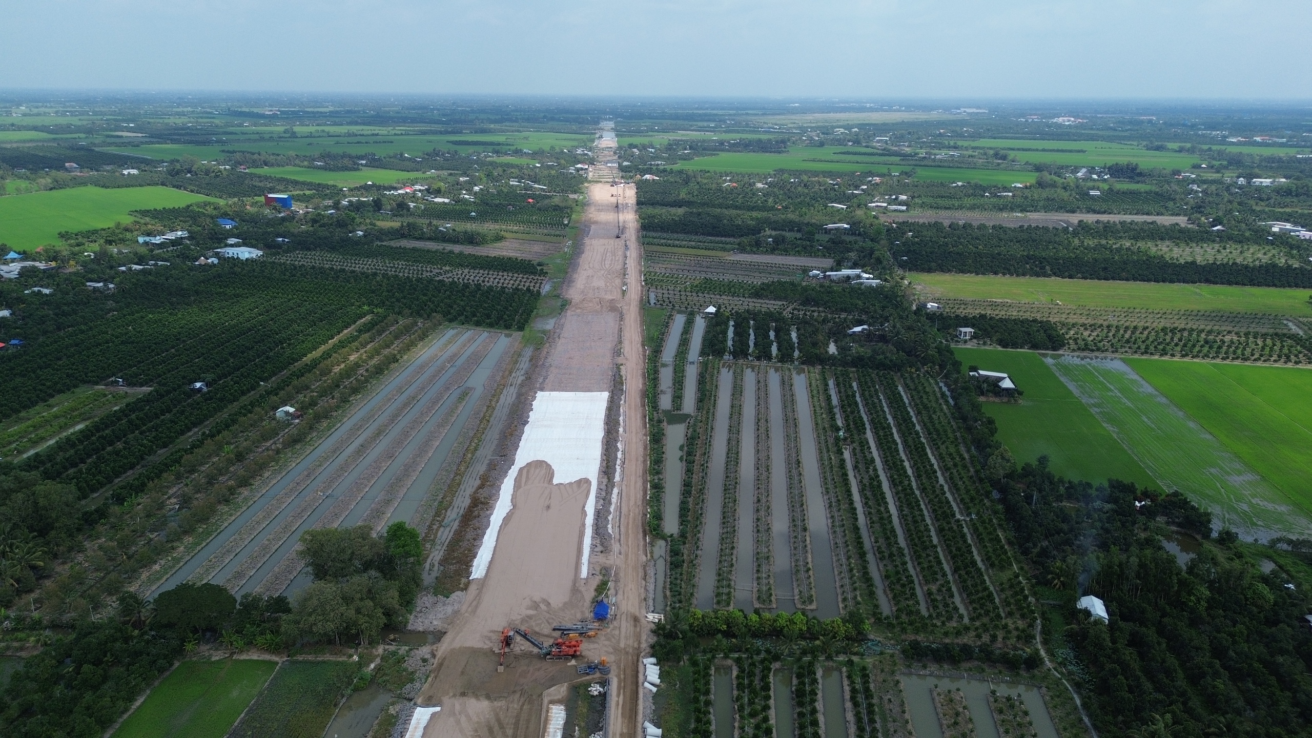 Cao tốc Mỹ An - Cao Lãnh: Tăng tốc sau Tết, khơi thông nguồn vật liệu để đẩy nhanh tiến độ- Ảnh 1. Cao tốc Mỹ An - Cao Lãnh: Tăng tốc sau Tết, khơi thông nguồn vật liệu để đẩy nhanh tiến độ- Ảnh 1.