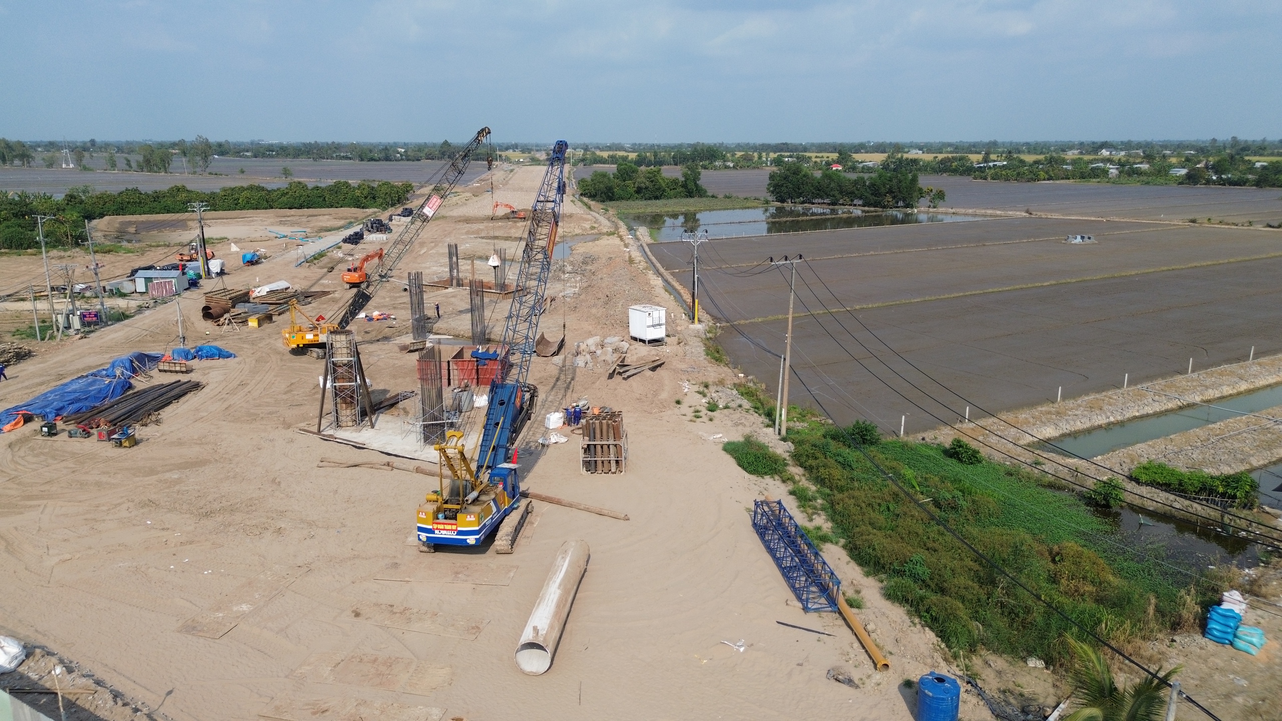 Cao tốc Mỹ An - Cao Lãnh: Tăng tốc sau Tết, khơi thông nguồn vật liệu để đẩy nhanh tiến độ- Ảnh 5. Cao tốc Mỹ An - Cao Lãnh: Tăng tốc sau Tết, khơi thông nguồn vật liệu để đẩy nhanh tiến độ- Ảnh 5.