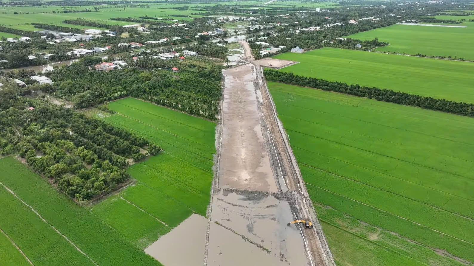 Cao tốc Mỹ An - Cao Lãnh: Tăng tốc sau Tết, khơi thông nguồn vật liệu để đẩy nhanh tiến độ- Ảnh 9. Cao tốc Mỹ An - Cao Lãnh: Tăng tốc sau Tết, khơi thông nguồn vật liệu để đẩy nhanh tiến độ- Ảnh 9.