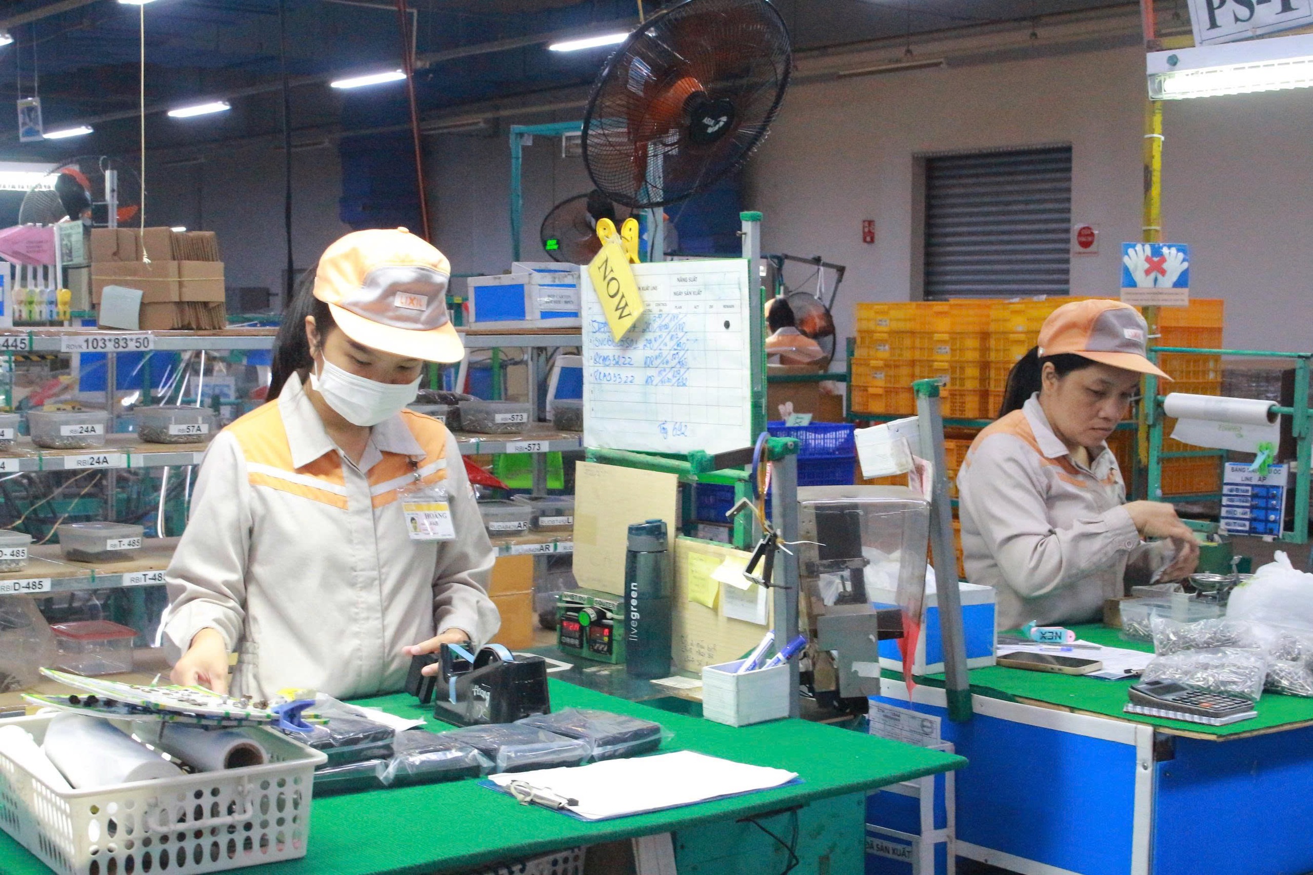 Đồng Nai: 99% lao động trở lại làm việc, doanh nghiệp chi hàng chục tỷ đồng lì xì đầu xuân- Ảnh 5.