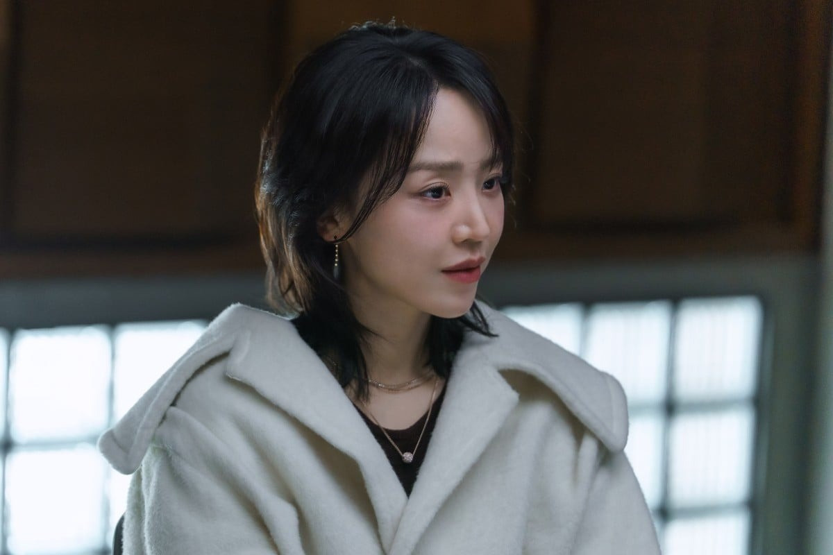 "The art of Sarah" g&acirc;y sốt to&agrave;n cầu, Shin Hae Sun thăng hạng nhờ vai diễn t&aacute;o bạo- Ảnh 4.