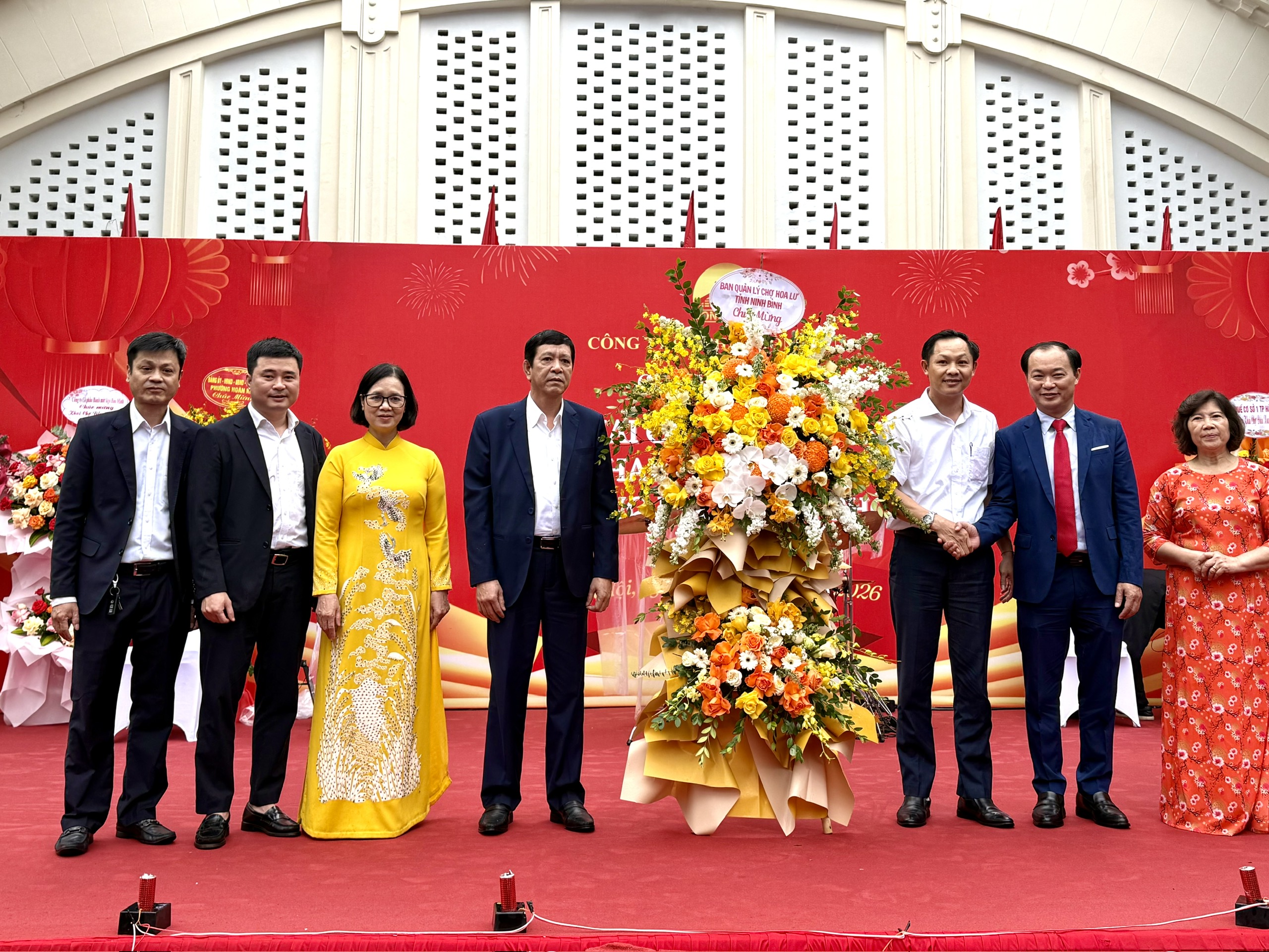 Chợ Đồng Xu&acirc;n khai xu&acirc;n năm 2026, giữ n&eacute;t truyền thống H&agrave; Nội- Ảnh 2.