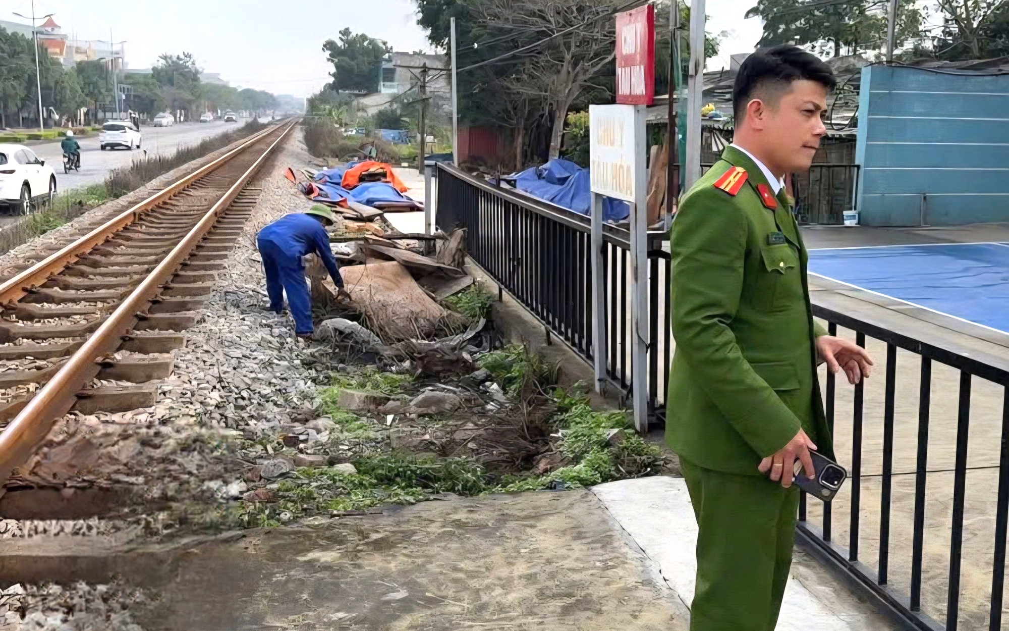 Ninh B&igrave;nh: Đ&oacute;ng bốn lối đi tự mở qua đường sắt tuyến Bắc - Nam đoạn phường Trường Thi