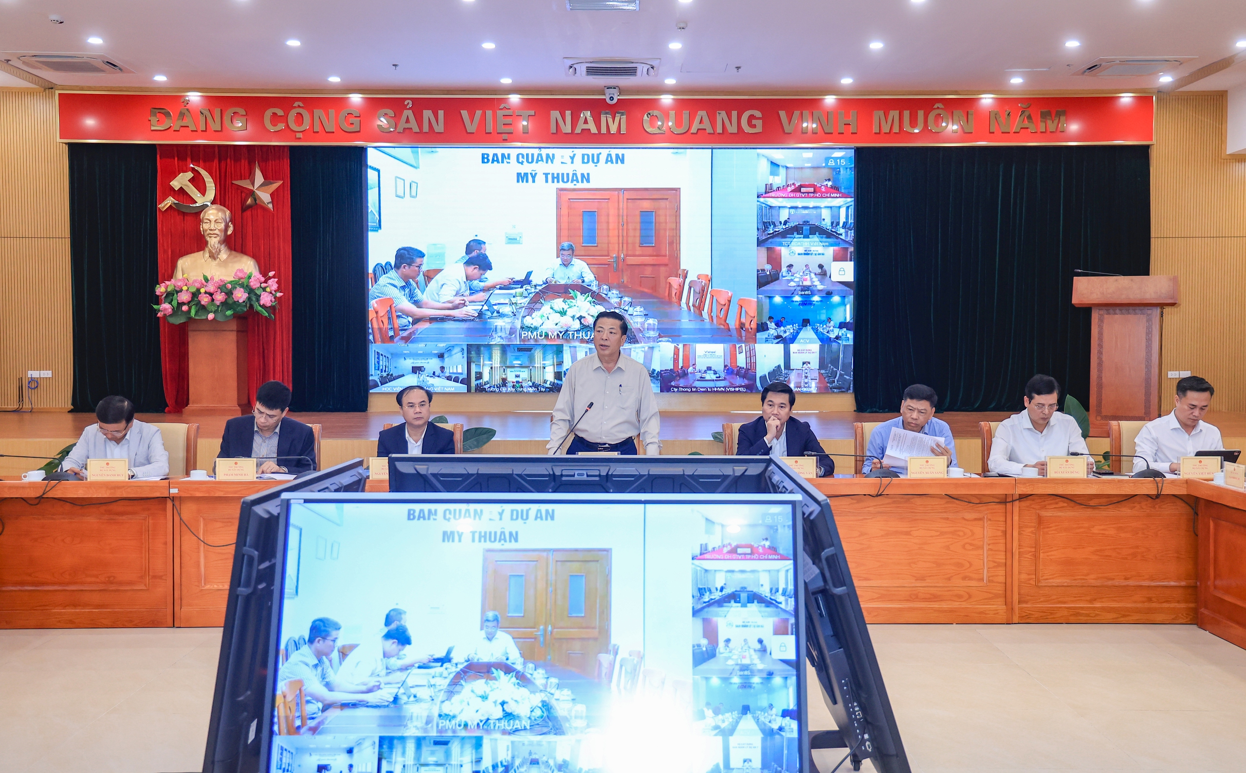 Bộ trưởng Trần Hồng Minh: Bắt tay xử l&yacute; c&ocirc;ng việc dở dang ngay sau Tết- Ảnh 2.