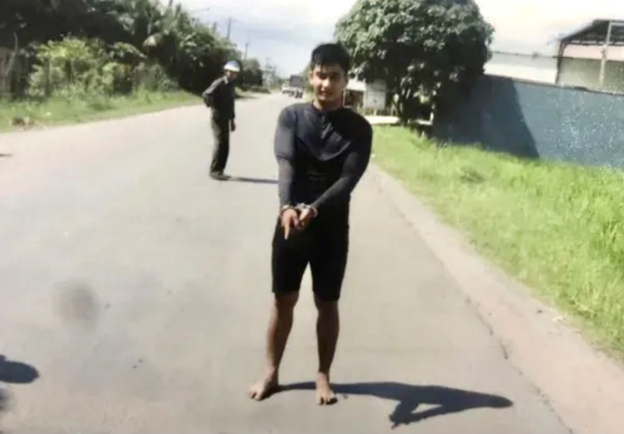 Xe chết m&aacute;y giữa đường, hai đối tượng cướp giật bị bắt sau khi chạy được khoảng 1km- Ảnh 1.