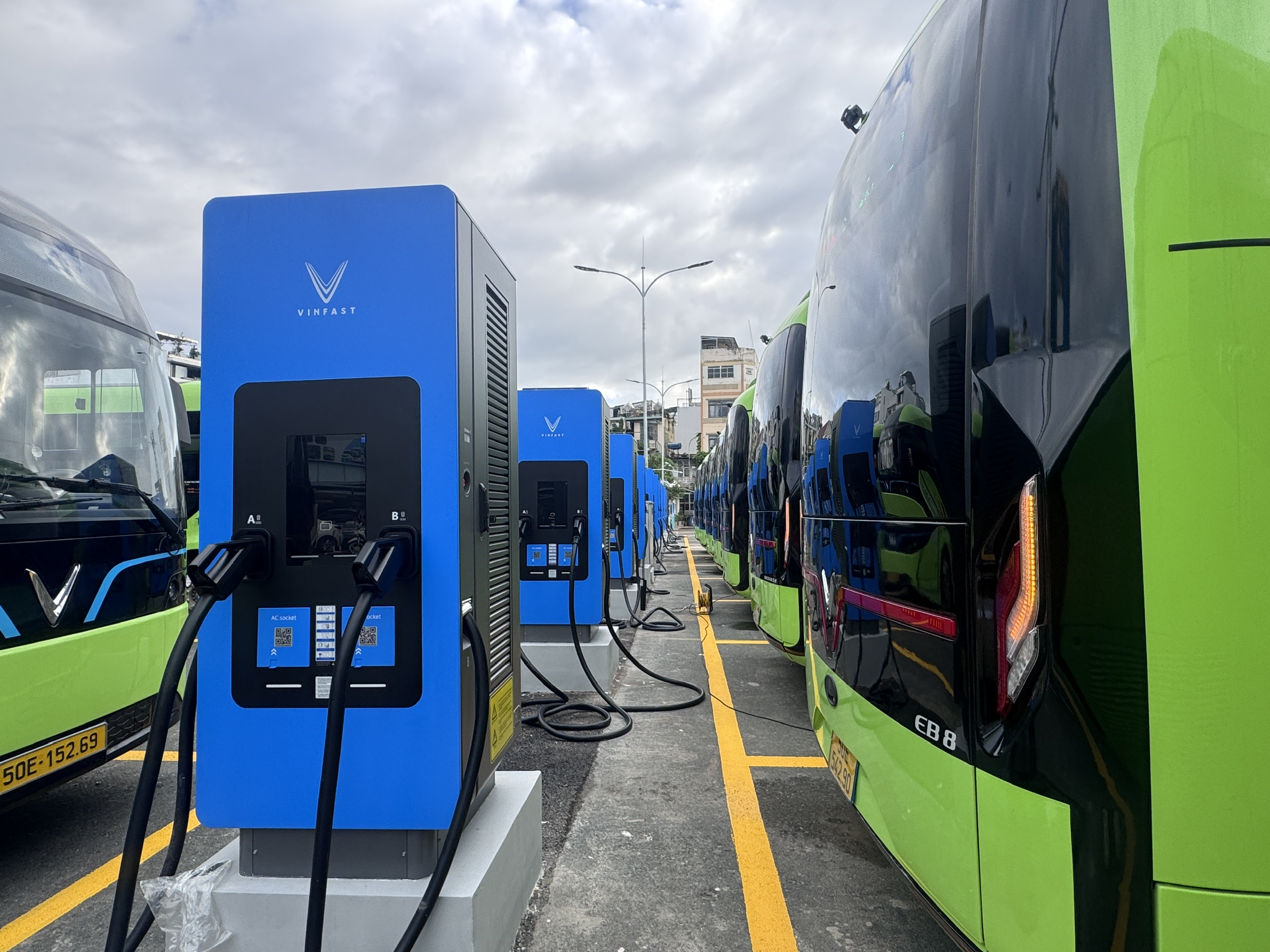 TP.HCM c&oacute; th&ecirc;m 169 xe bu&yacute;t điện, tiến gần mục ti&ecirc;u xanh h&oacute;a 100% giao th&ocirc;ng c&ocirc;ng cộng- Ảnh 2.