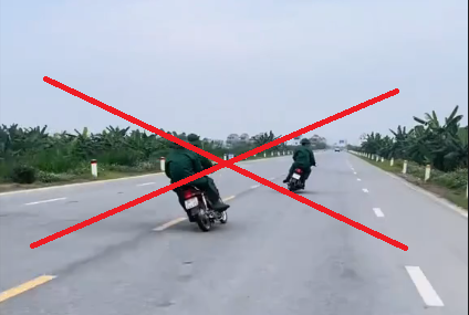 Hải Ph&ograve;ng: Xử l&yacute; 2 qu&aacute;i xế lạng l&aacute;ch tr&ecirc;n đường phố qua phản &aacute;nh từ mạng x&atilde; hội- Ảnh 1.