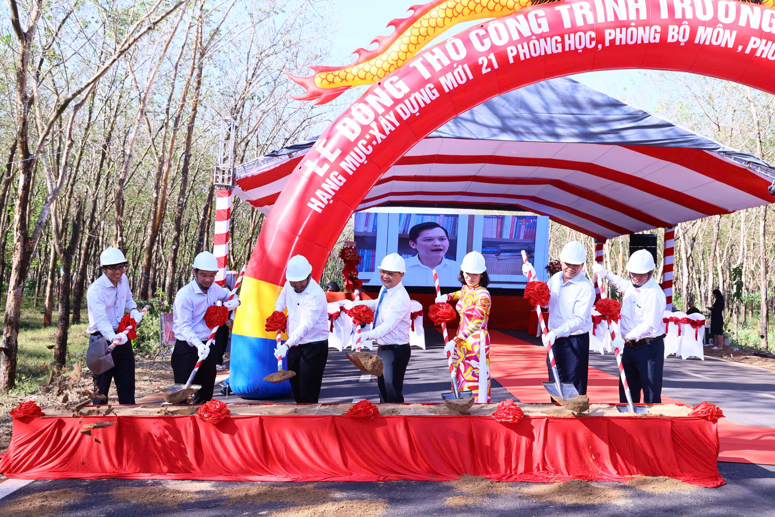 Đồng Nai triển khai dự án xây trường, khởi động khu chăn nuôi- Ảnh 4. Đồng Nai triển khai dự án xây trường, khởi động khu chăn nuôi- Ảnh 4.